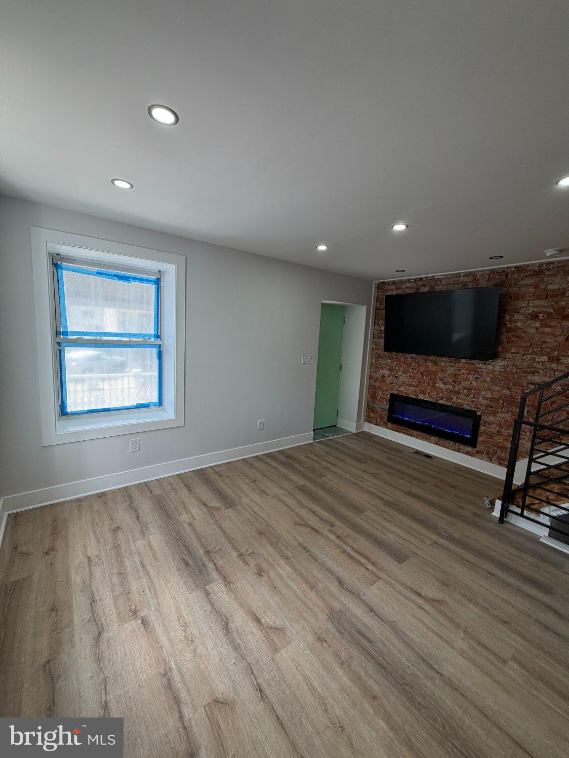 4633 FERNHILL ROAD