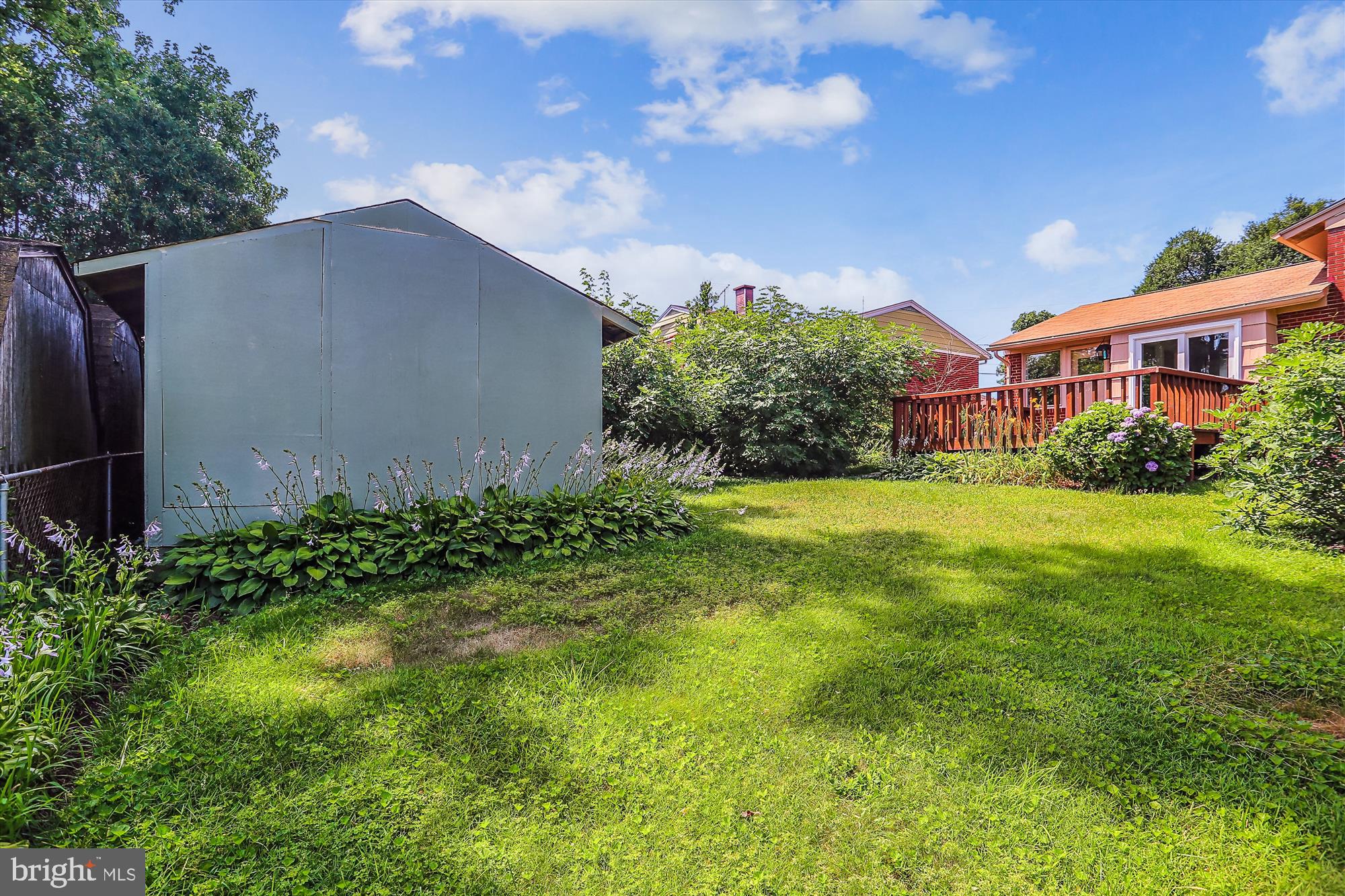 GREENWOOD KNOLLS - Residential