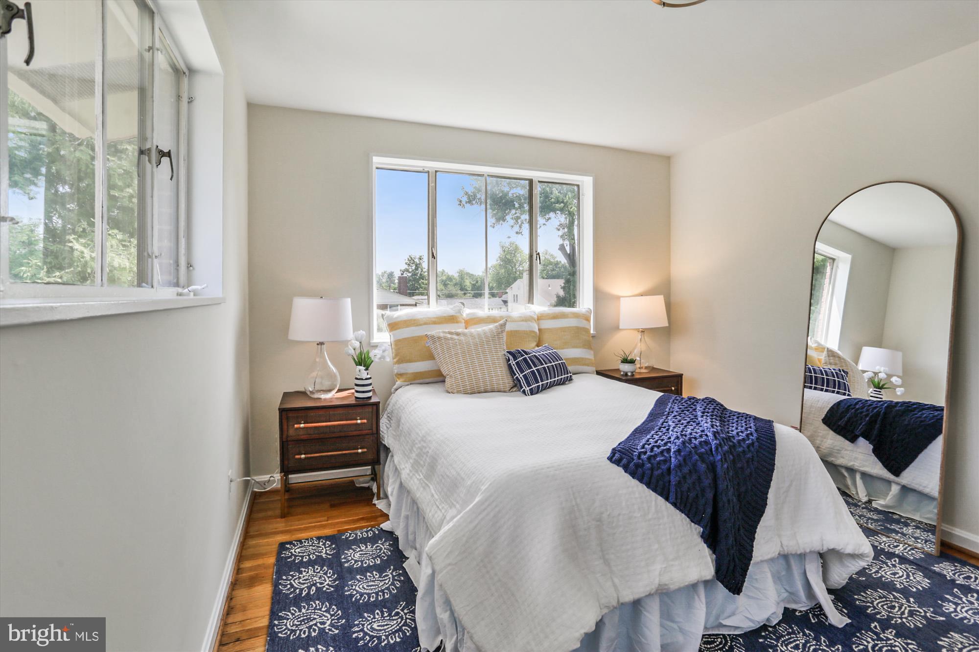 GREENWOOD KNOLLS - Residential