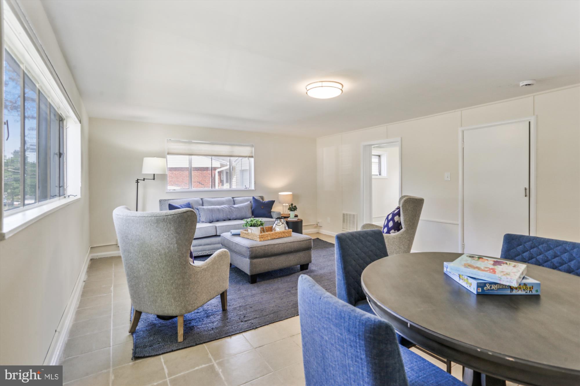 GREENWOOD KNOLLS - Residential