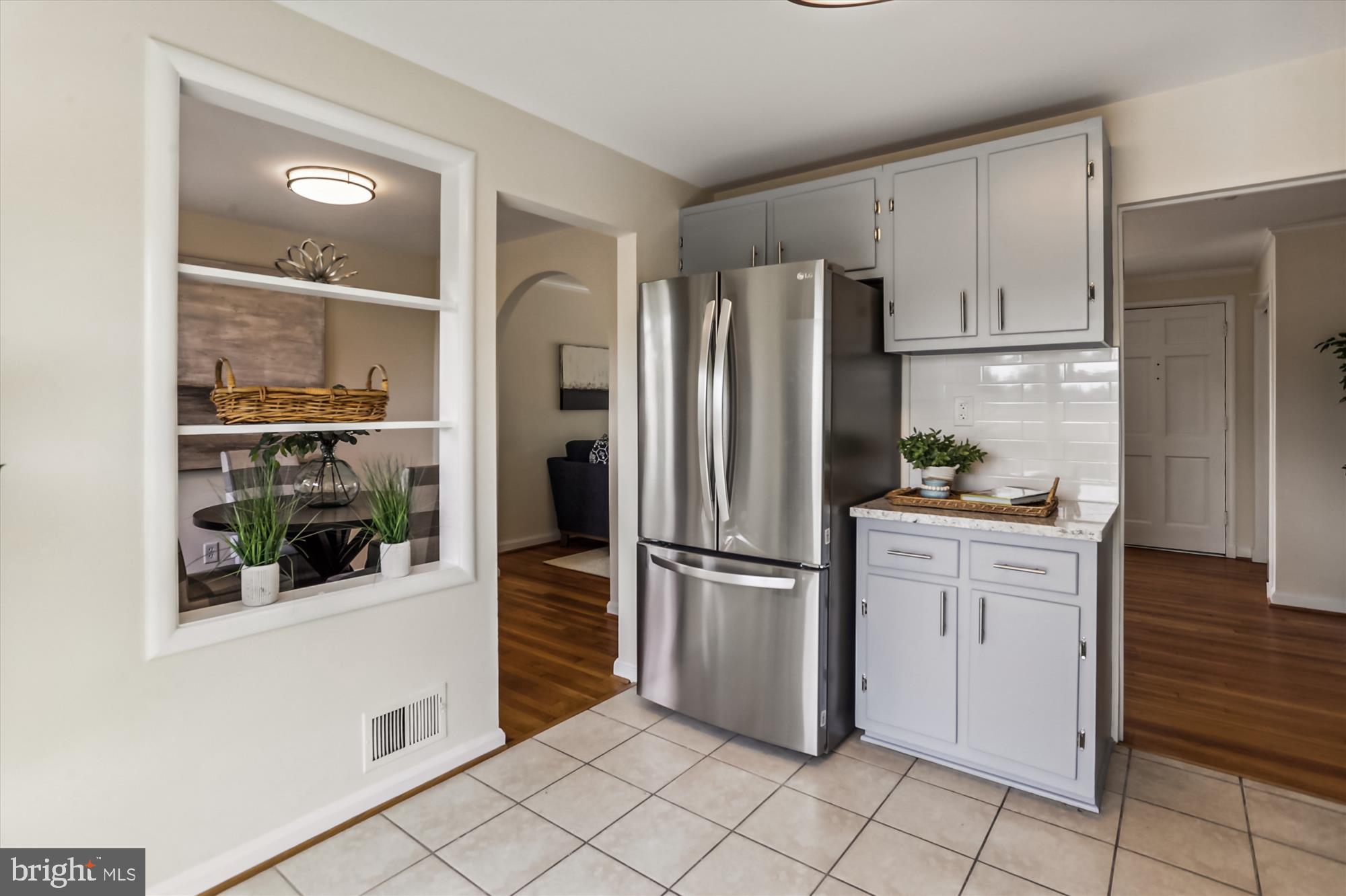 GREENWOOD KNOLLS - Residential