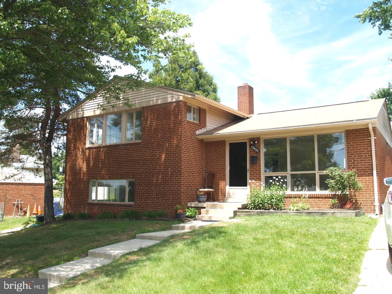 GREENWOOD KNOLLS - Residential