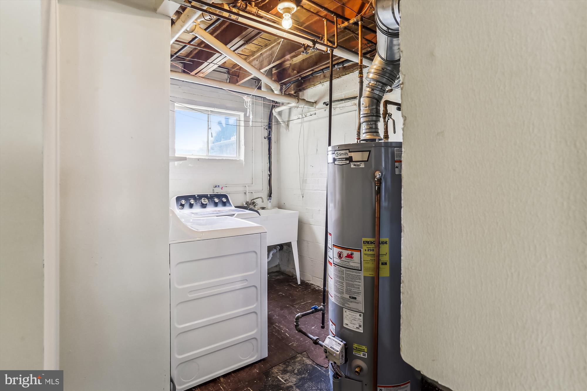 GREENWOOD KNOLLS - Residential