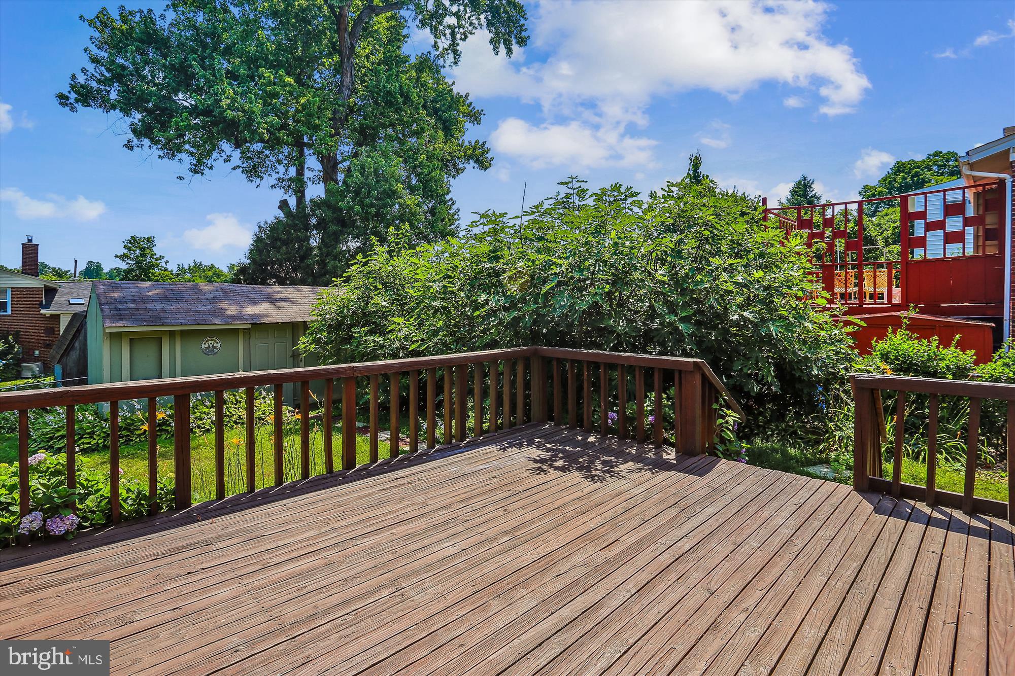 GREENWOOD KNOLLS - Residential