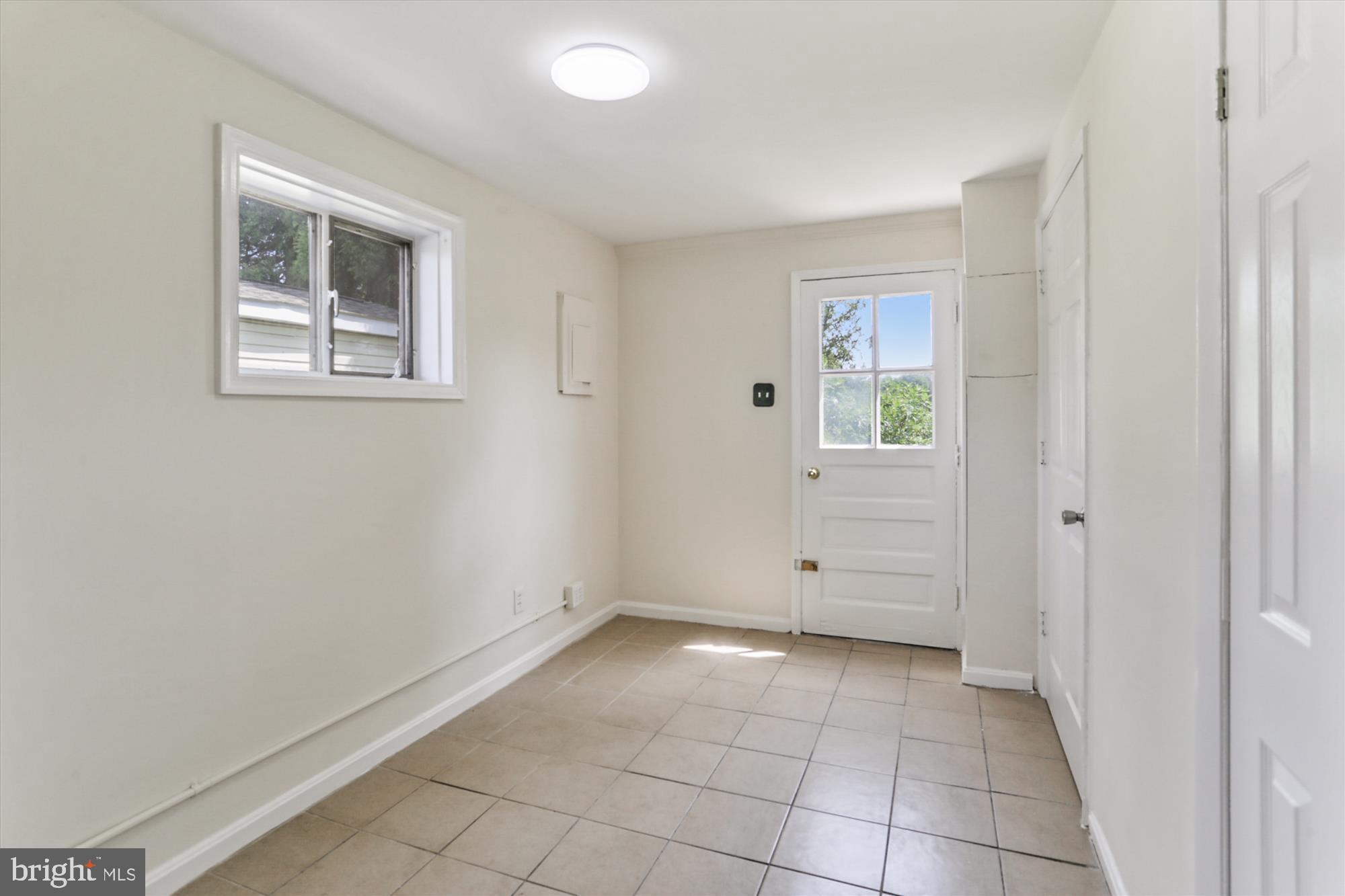 GREENWOOD KNOLLS - Residential