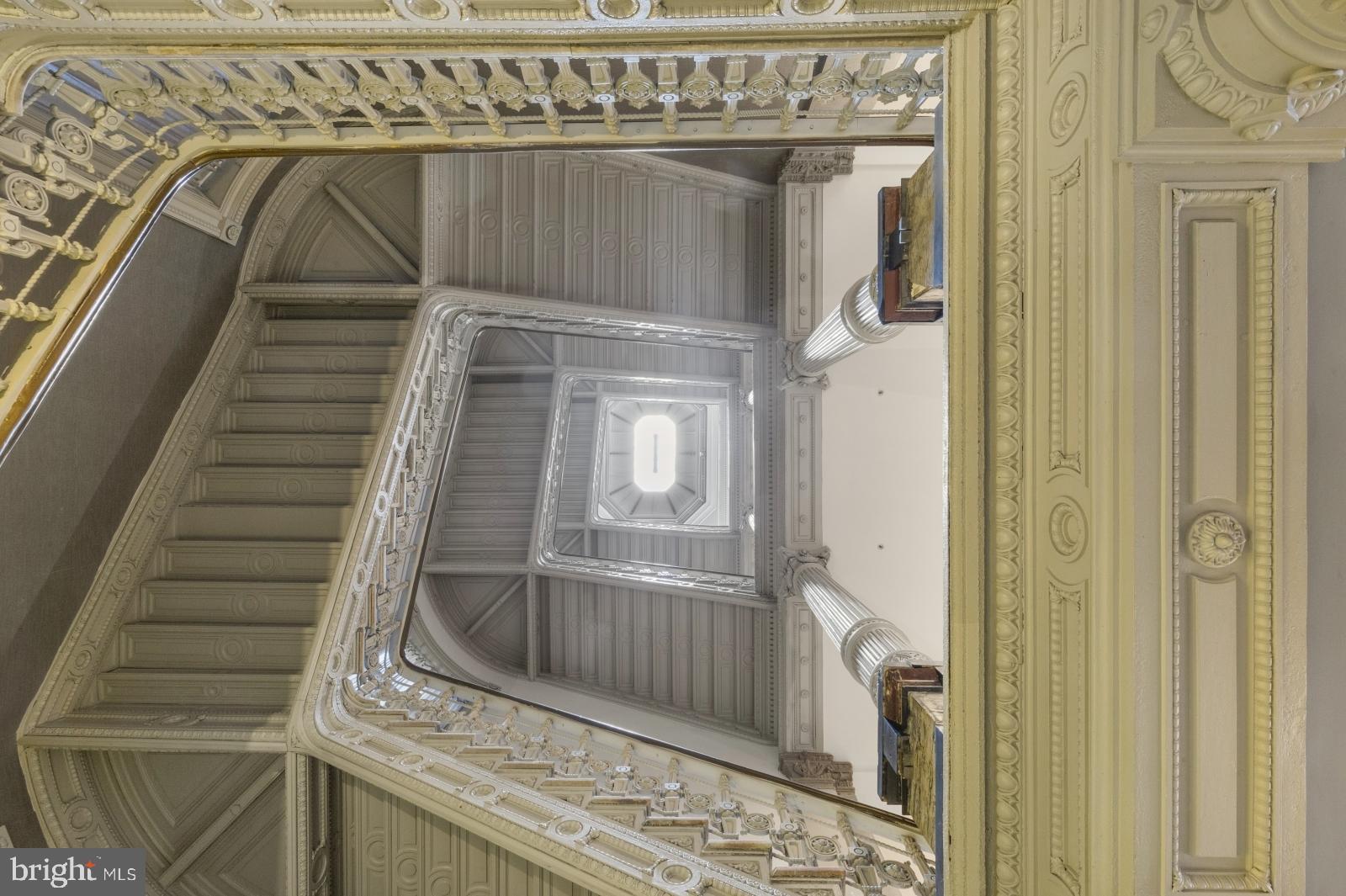 CENTER CITY - Residential Lease