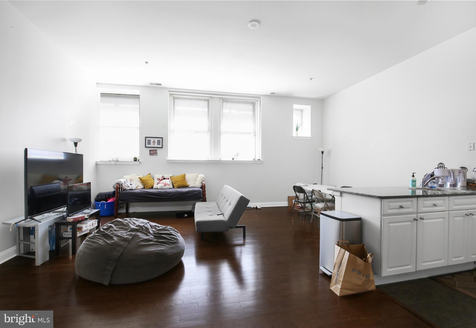 CENTER CITY - Residential Lease