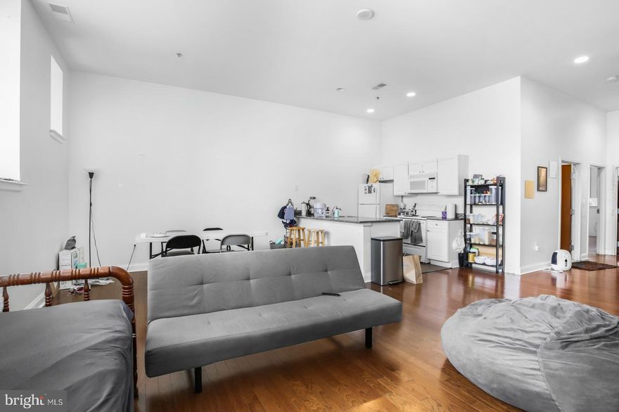 Available Early June:

Discover your new home at 1001 Chestnut St #903W! This stylish 2 bed, 1 bath condo features hardwood floors, high ceilings and recessed lighting that make the space feel bright and open. The large open floor plan provides plenty of room for both living and dining with big windows that let in great natural light. The galley kitchen is well-equipped with all essential appliances and a breakfast bar for added functionality. Both bedrooms are generously sized with ample closet space. The full bathroom is designed for convenience with dual vanities and a tub-shower combo. Don't miss out on this exceptional rental opportunity in the Victory Condos. This grandiose building offers a 24-hour concierge, elevator access, and a state-of-the-art fitness center. Live effortlessly in this landmark property that combines elegance, functionality, and the perks of urban living. Call for a tour today!

Lease Terms:

Generally, 1st month, 12th month, and 1 month security deposit due at, or prior to, lease signing. Other terms may be required by Landlord. $55 application fee per applicant. Pets are conditional on owner's approval and may require an additional fee, if accepted. (Generally, $500/dog and $250/cat). Cold water is included. Tenants responsible for: electricity, gas, cable/internet, and a $450 move-in fee - $150 of which is refundable. Landlord Requirements: Applicants to make 3x the monthly rent in verifiable net income, credit history to be considered (i.e. no active collections), no evictions within the past 4 years, and must have a verifiable rental history with on-time rental payments. Exceptions to this criteria may exist under the law and will be considered.