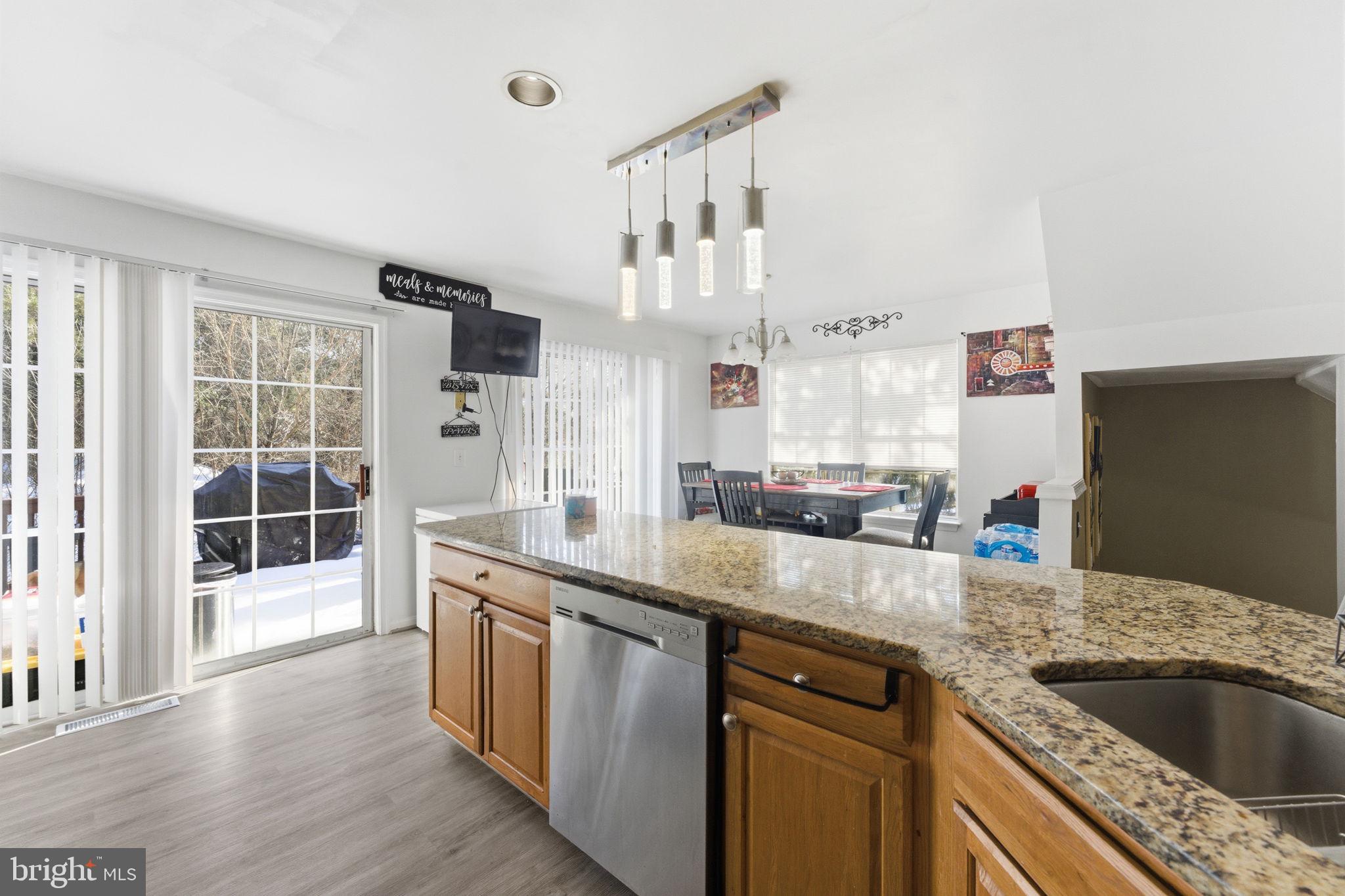 WELLINGTON/CLOVERHILL - Residential