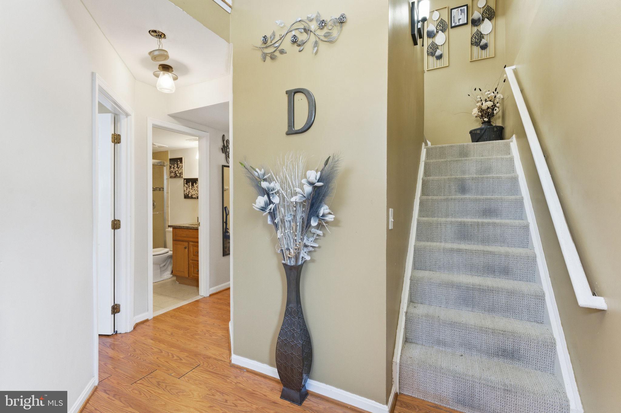 WELLINGTON/CLOVERHILL - Residential