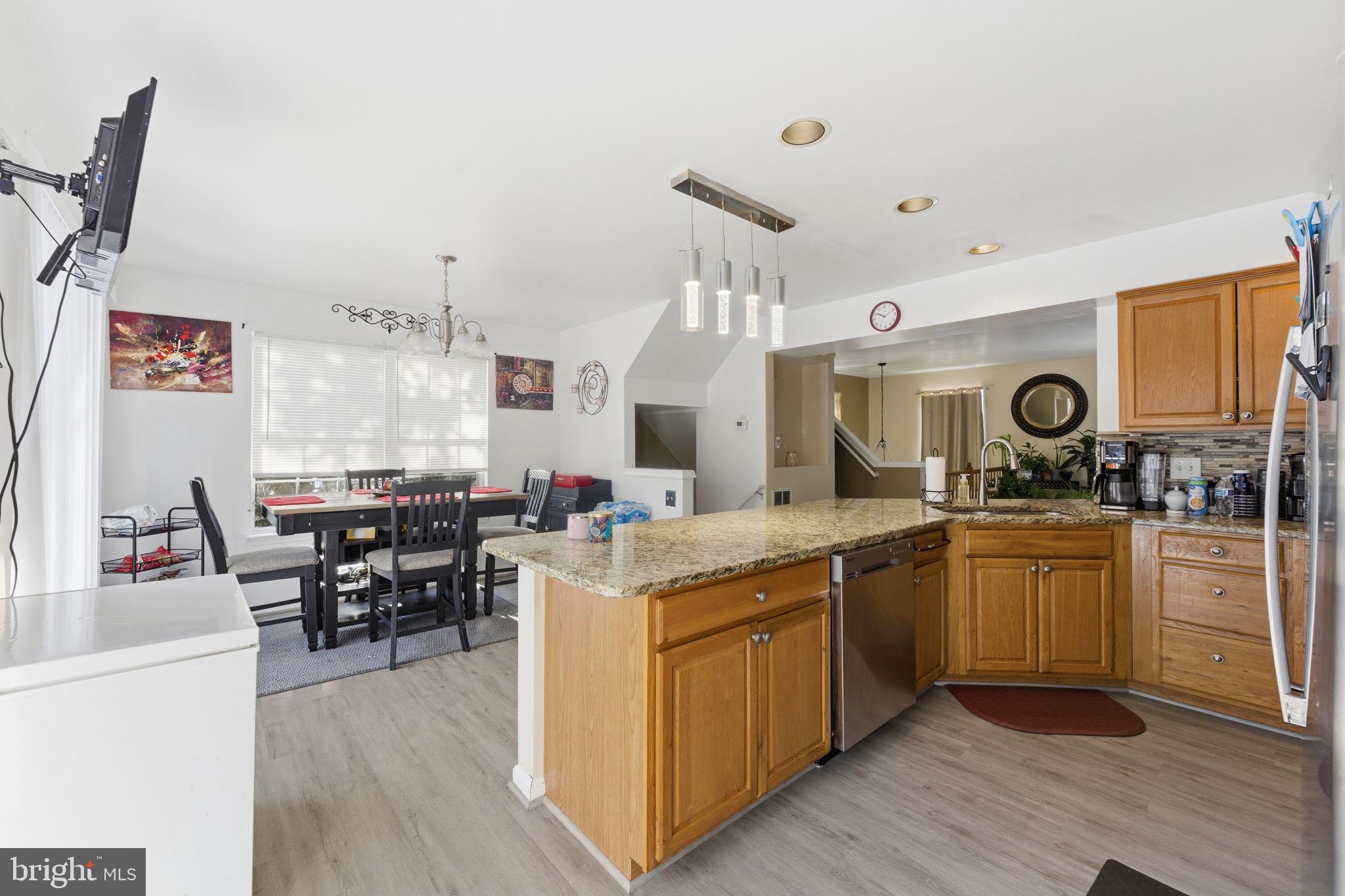 WELLINGTON/CLOVERHILL - Residential