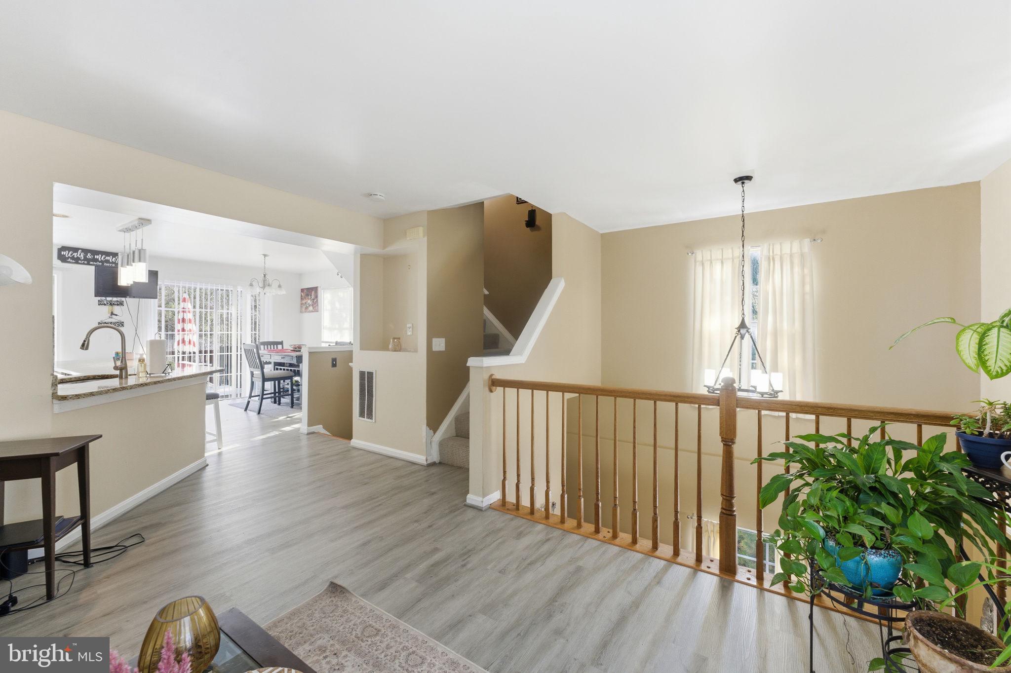 WELLINGTON/CLOVERHILL - Residential