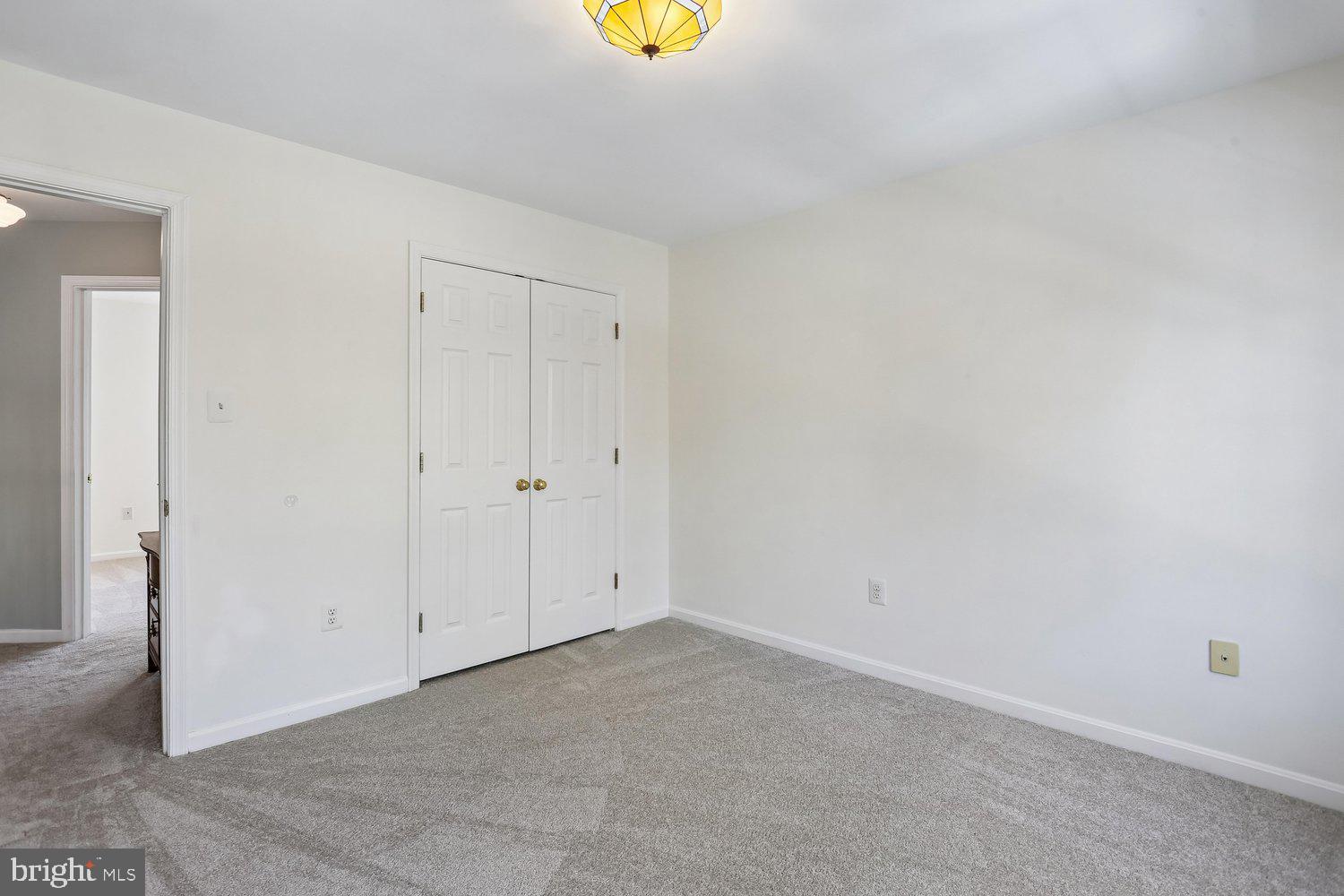 KENTLANDS - Residential