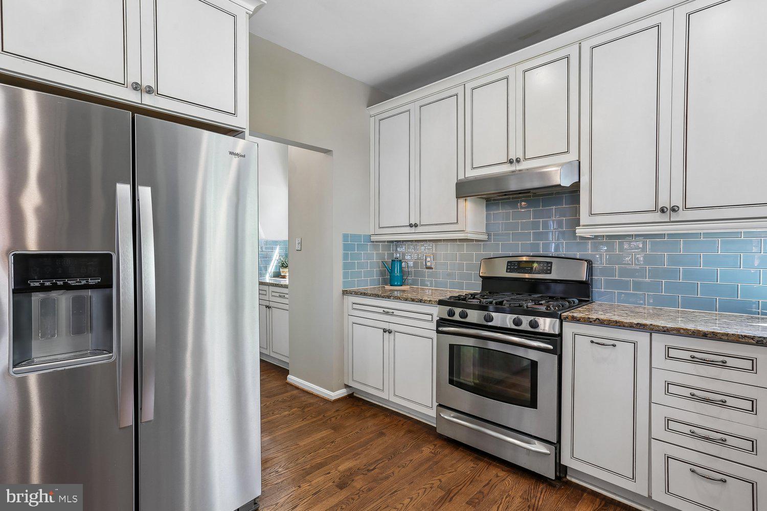 KENTLANDS - Residential