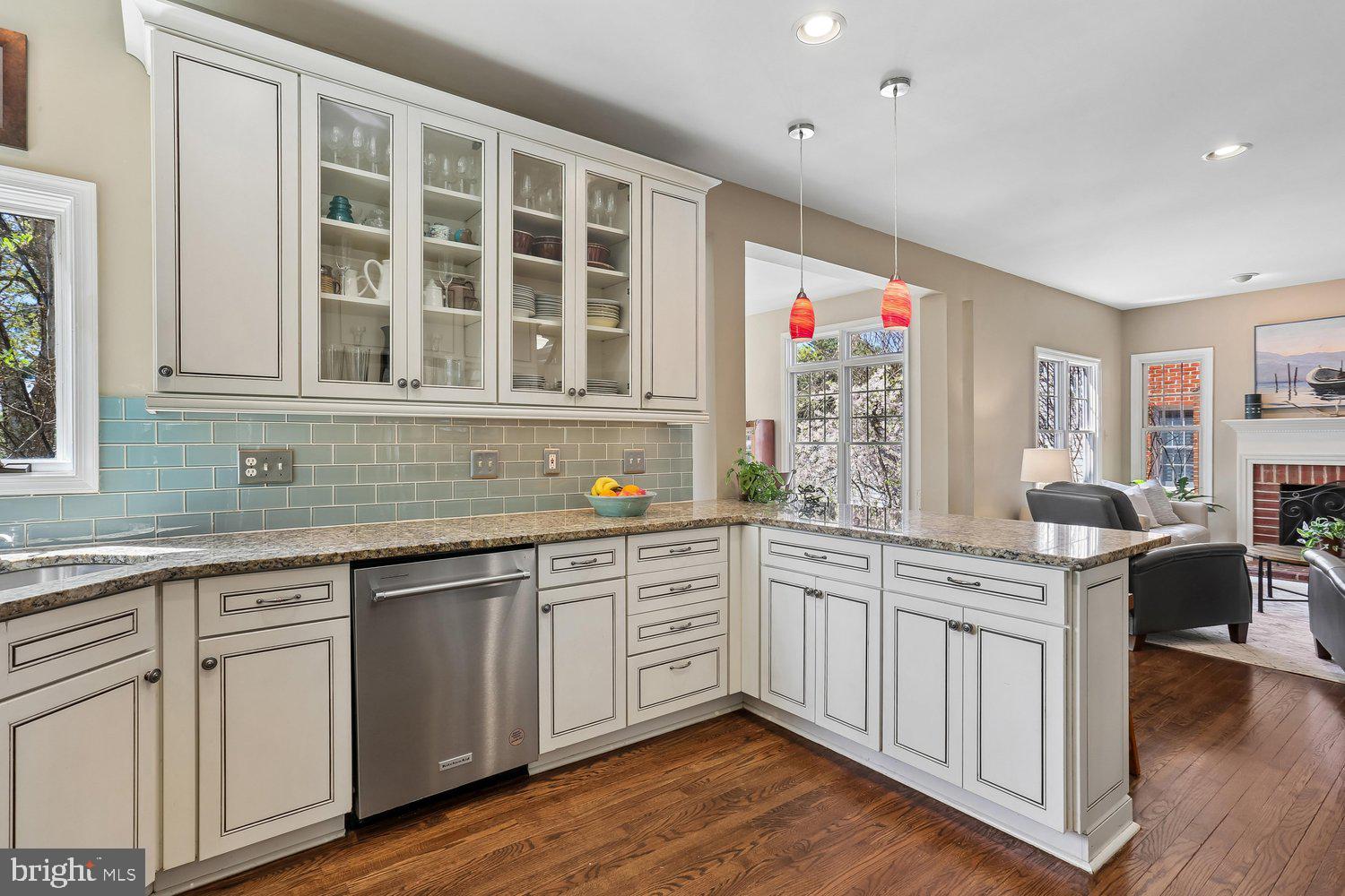 KENTLANDS - Residential