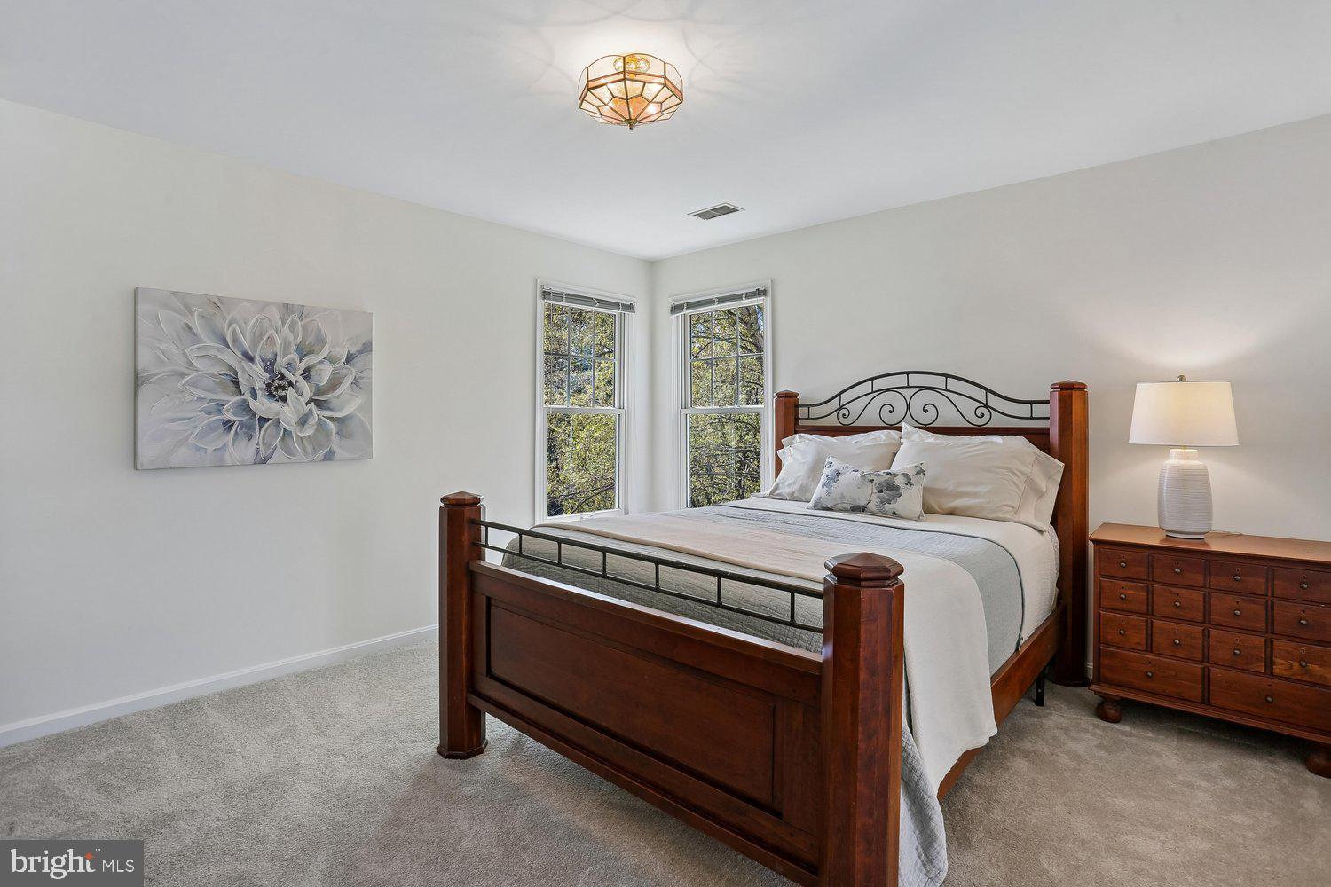 KENTLANDS - Residential