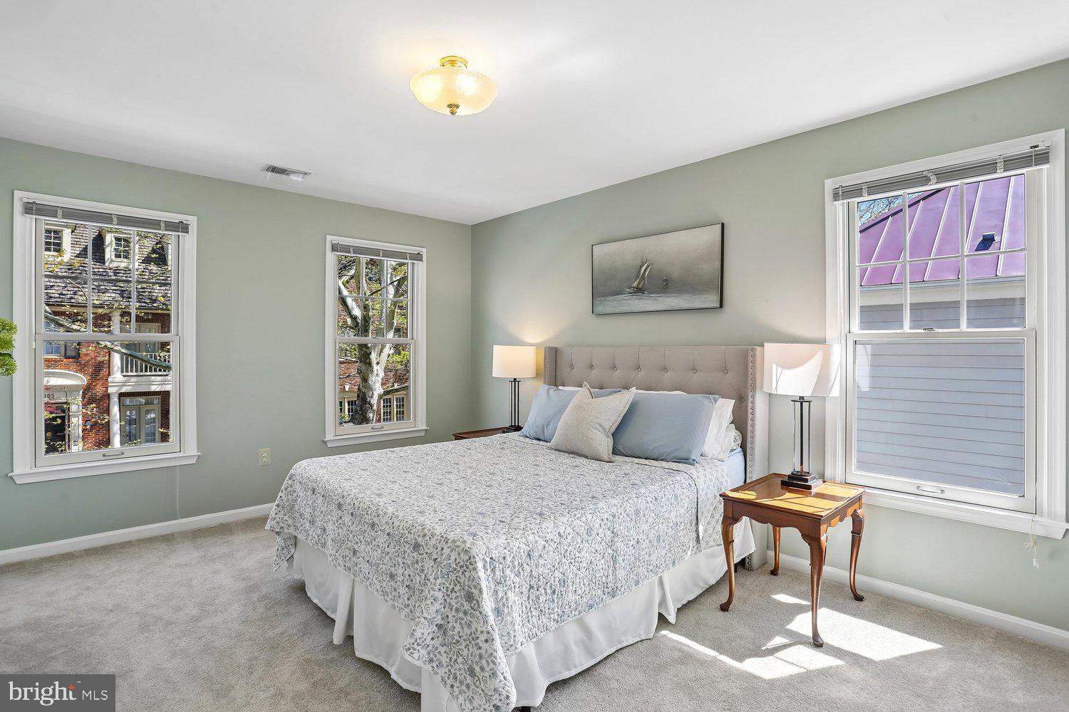 KENTLANDS - Residential