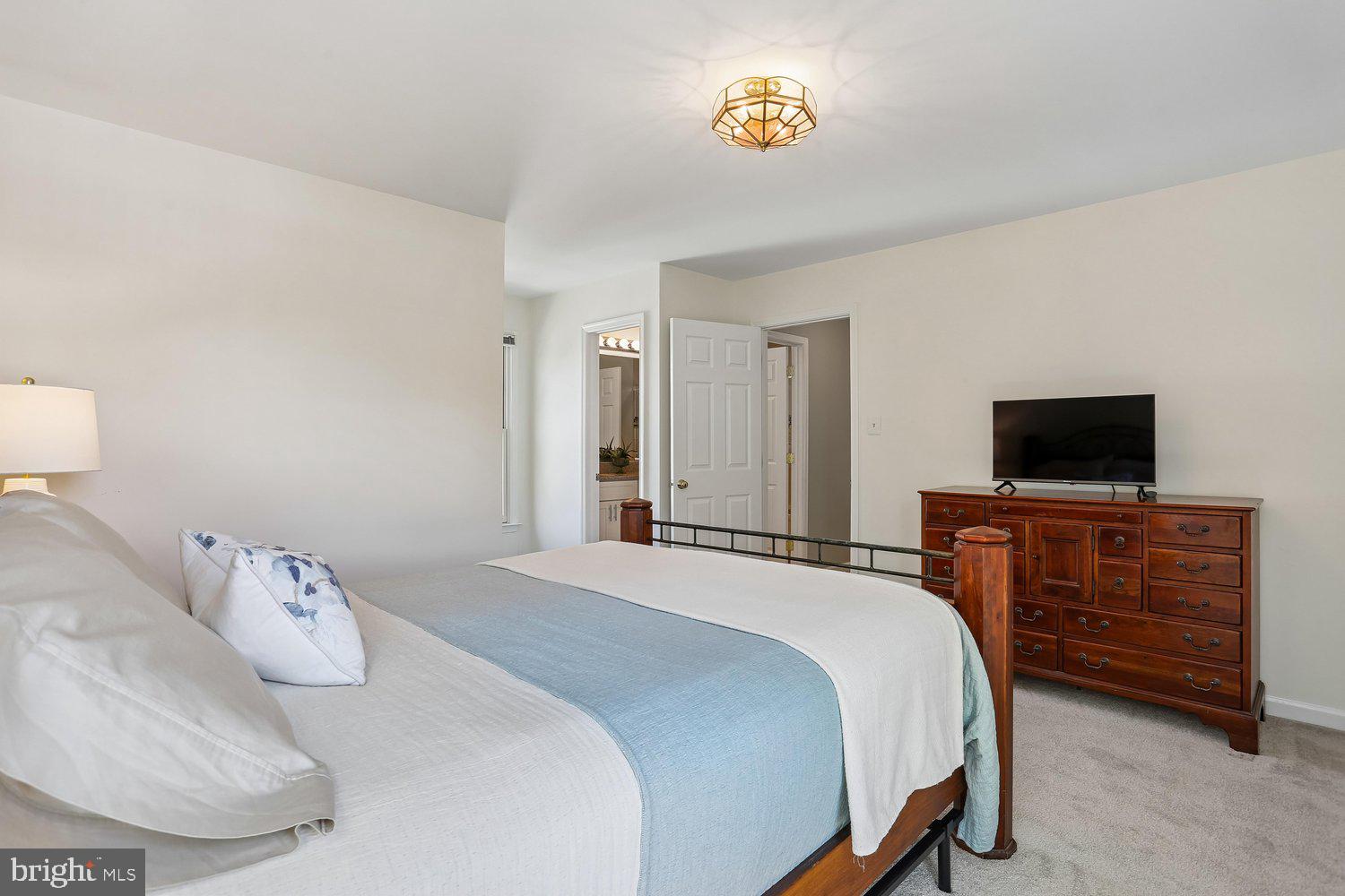 KENTLANDS - Residential