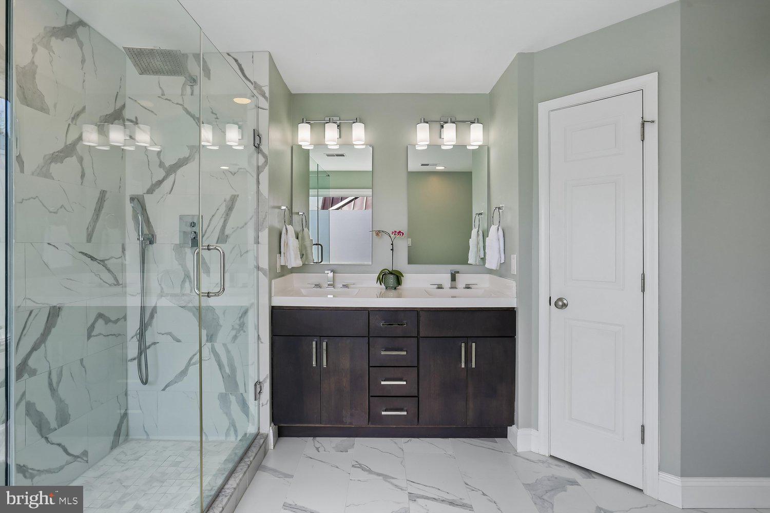 KENTLANDS - Residential