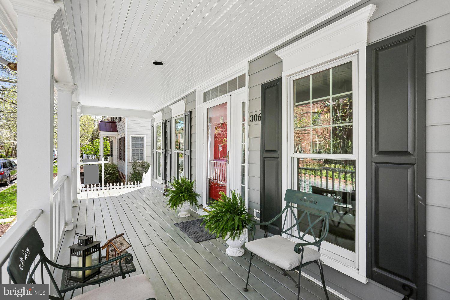 KENTLANDS - Residential