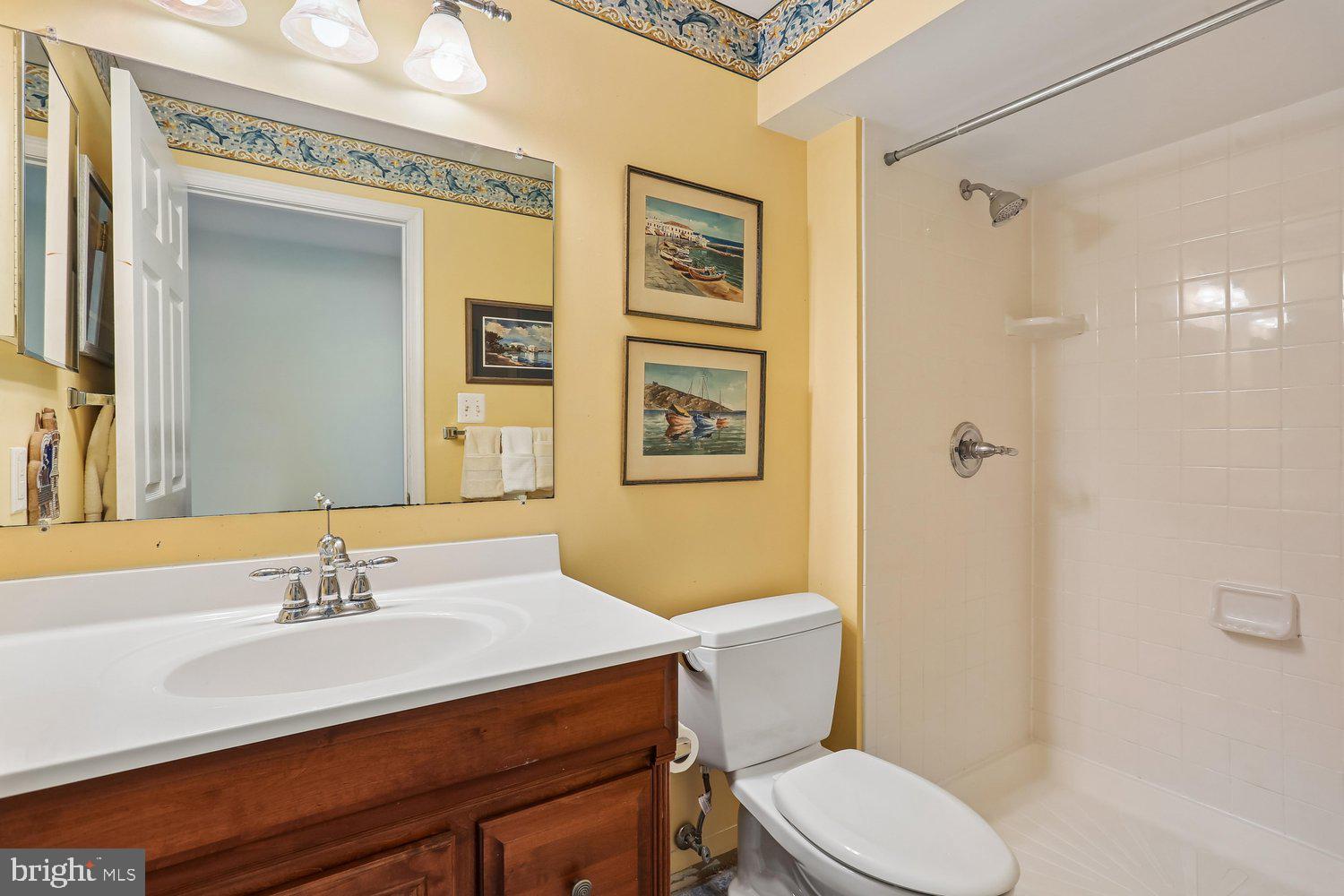 KENTLANDS - Residential