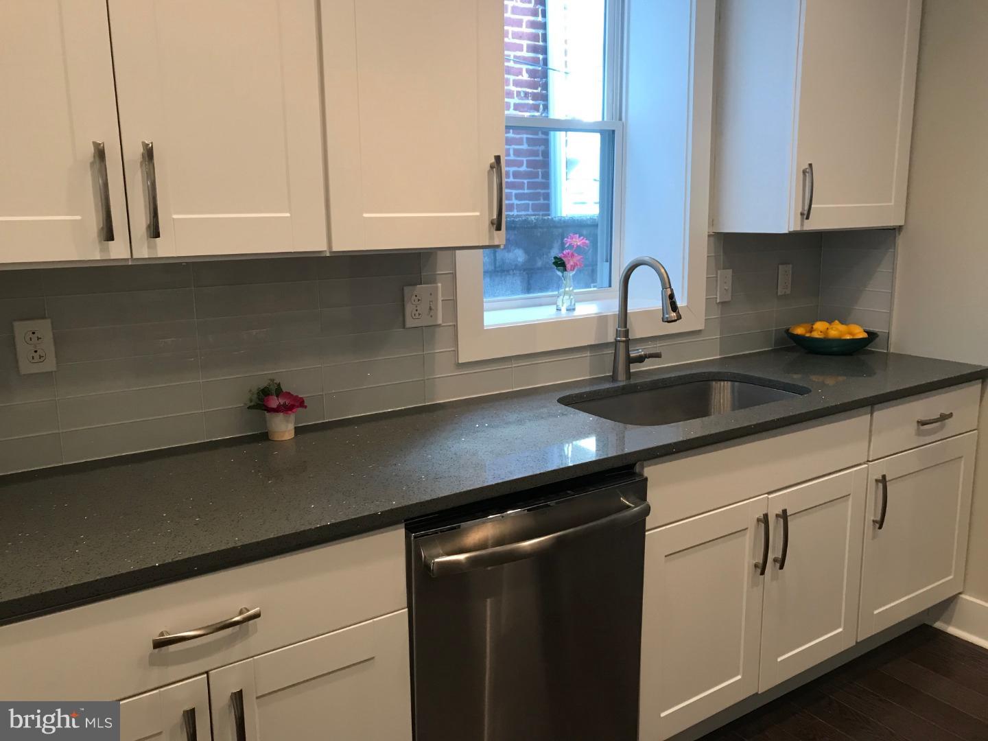 POINT BREEZE - Residential