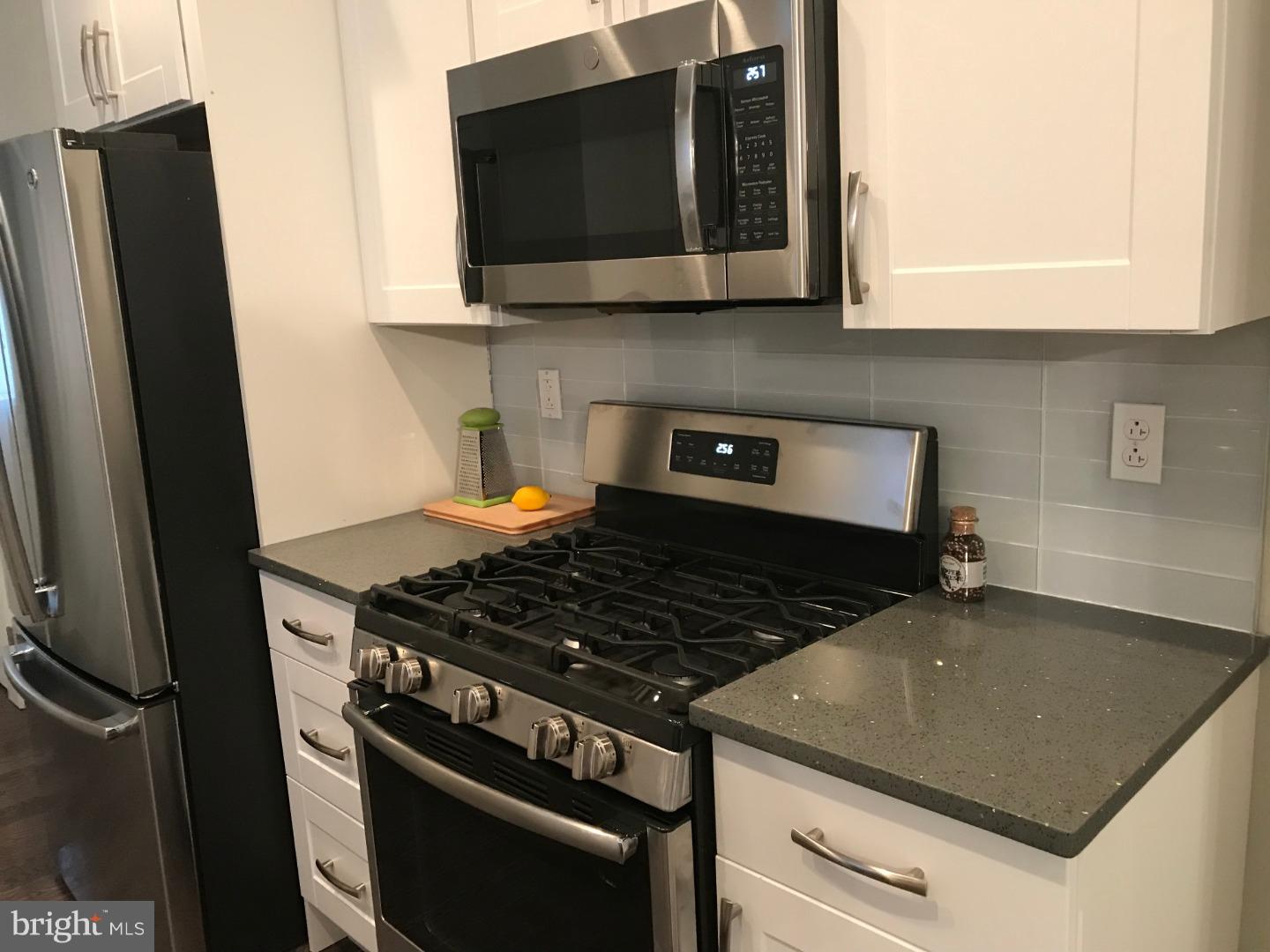 POINT BREEZE - Residential
