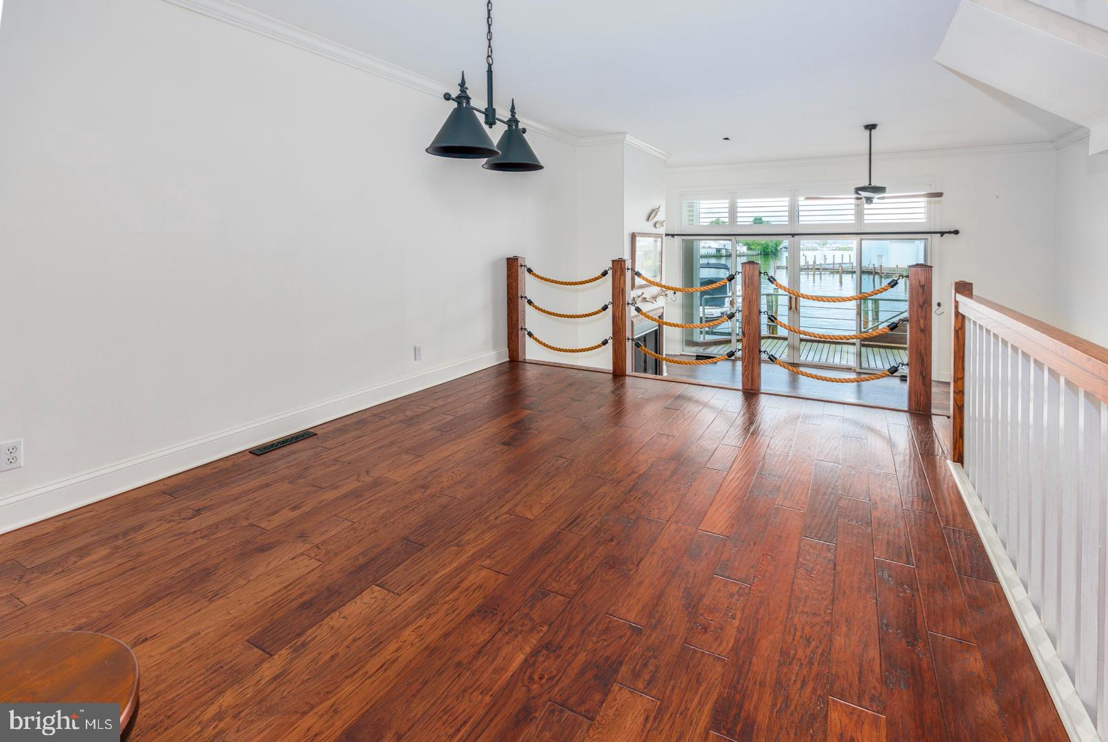 CAMBRIDGE LANDING - Residential