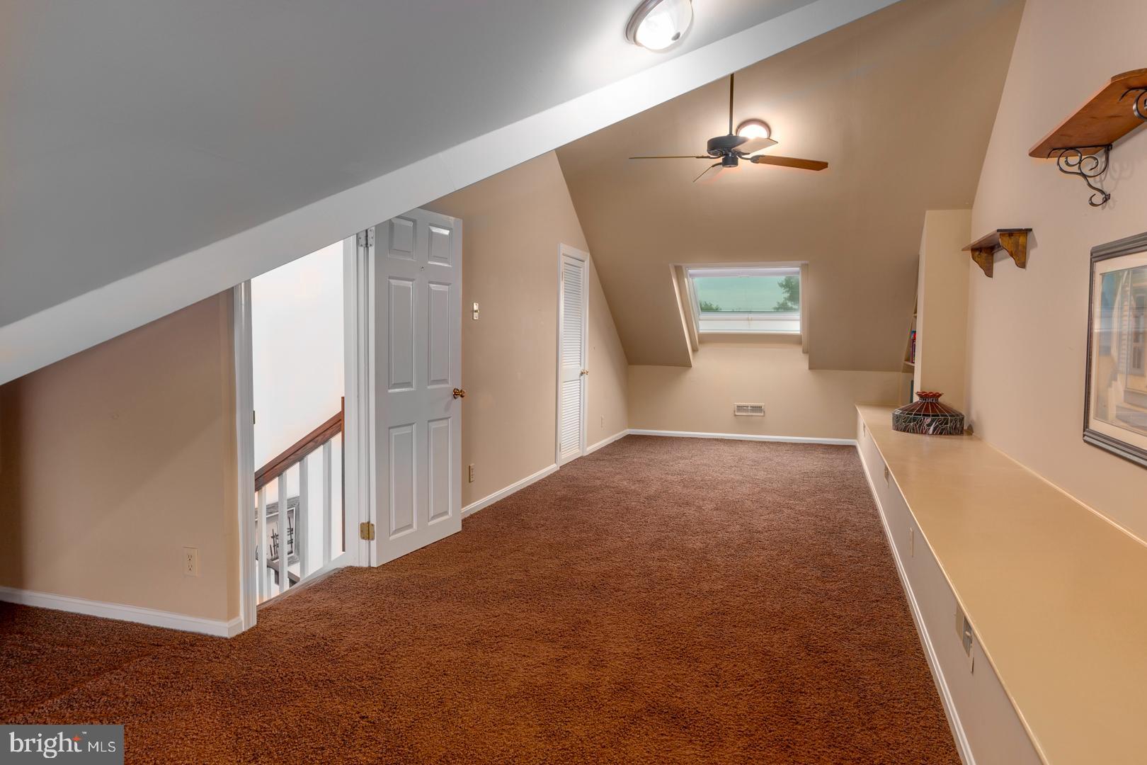 CAMBRIDGE LANDING - Residential