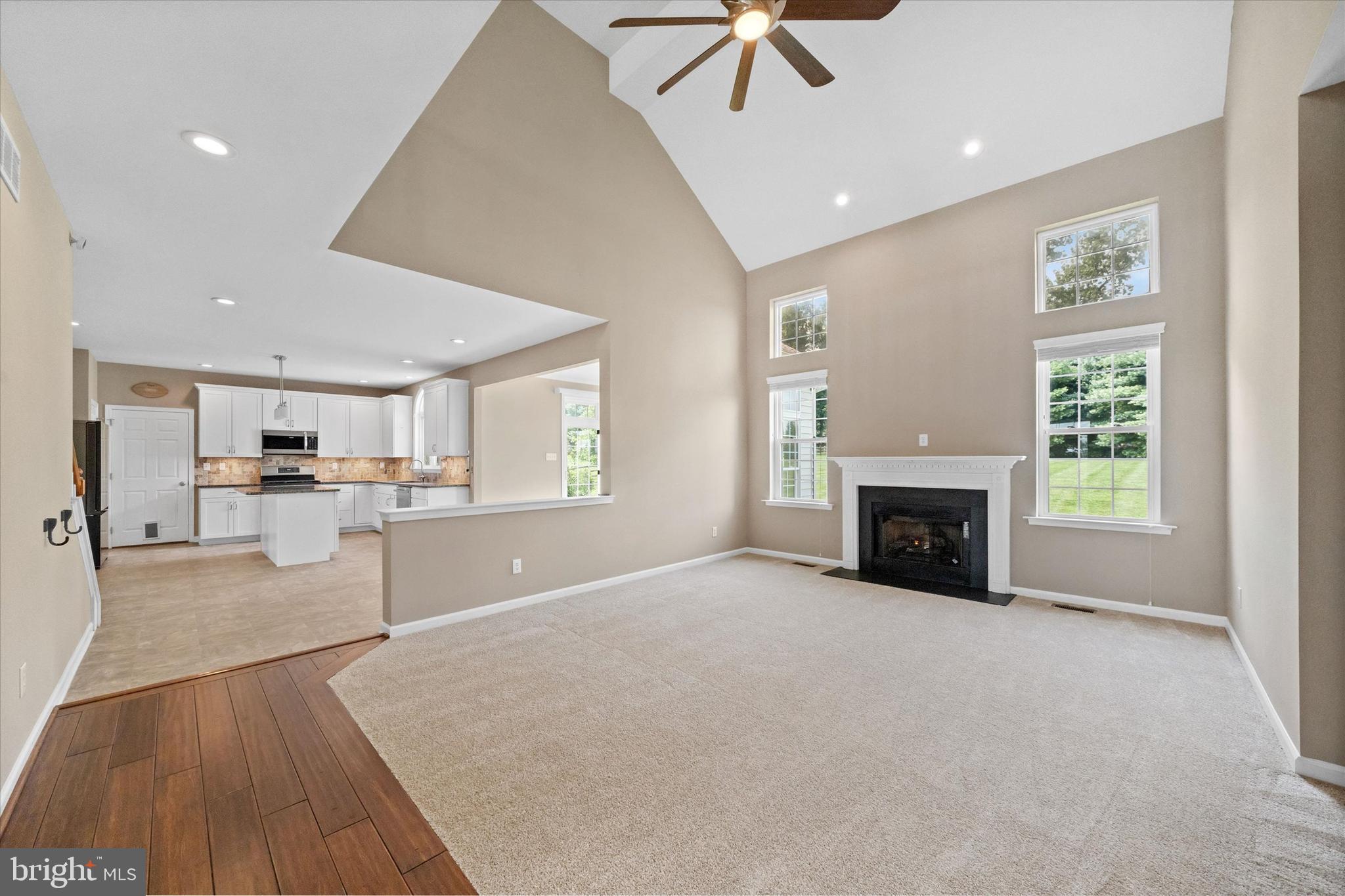 CENTURY OAK - Residential