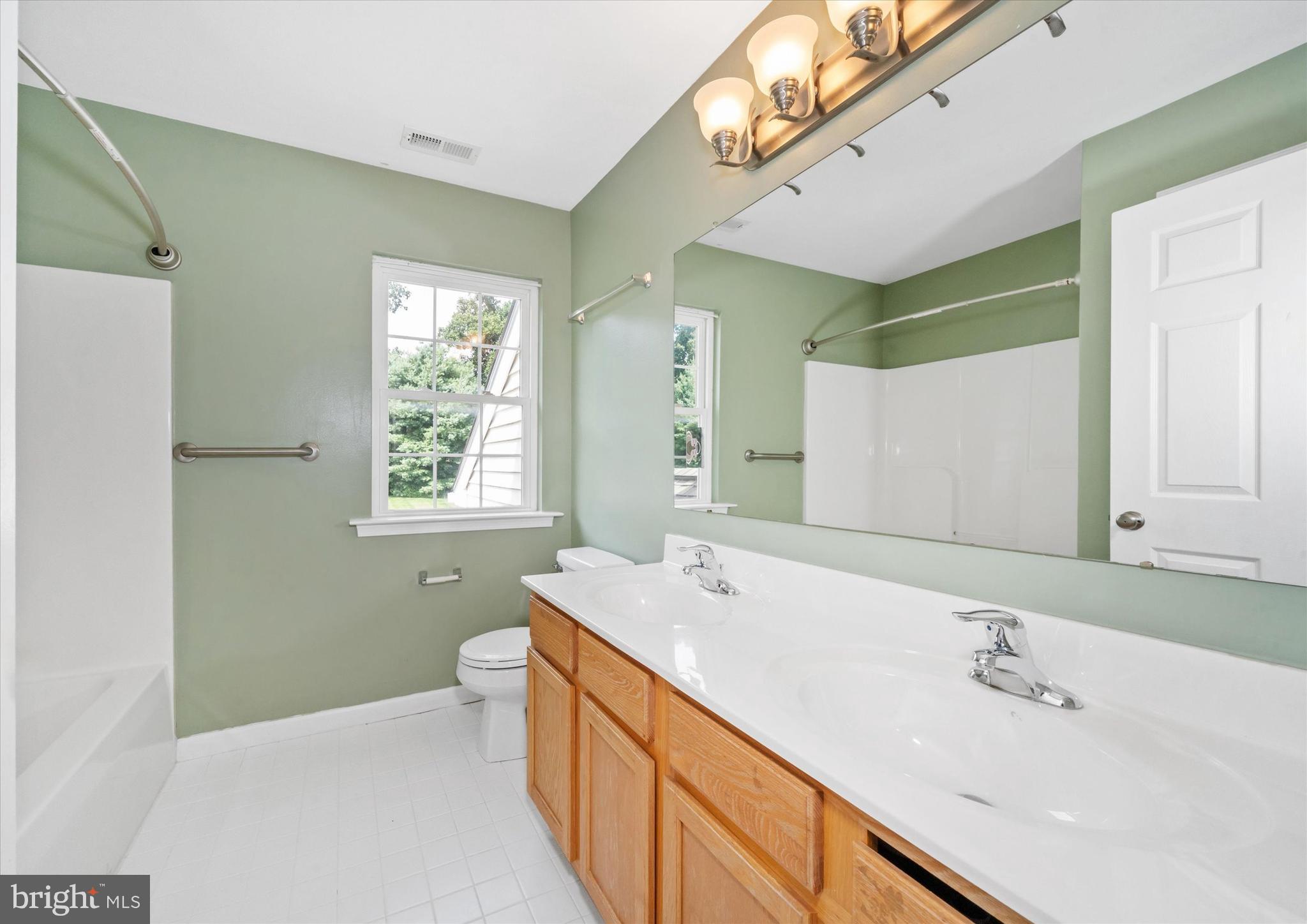 CENTURY OAK - Residential