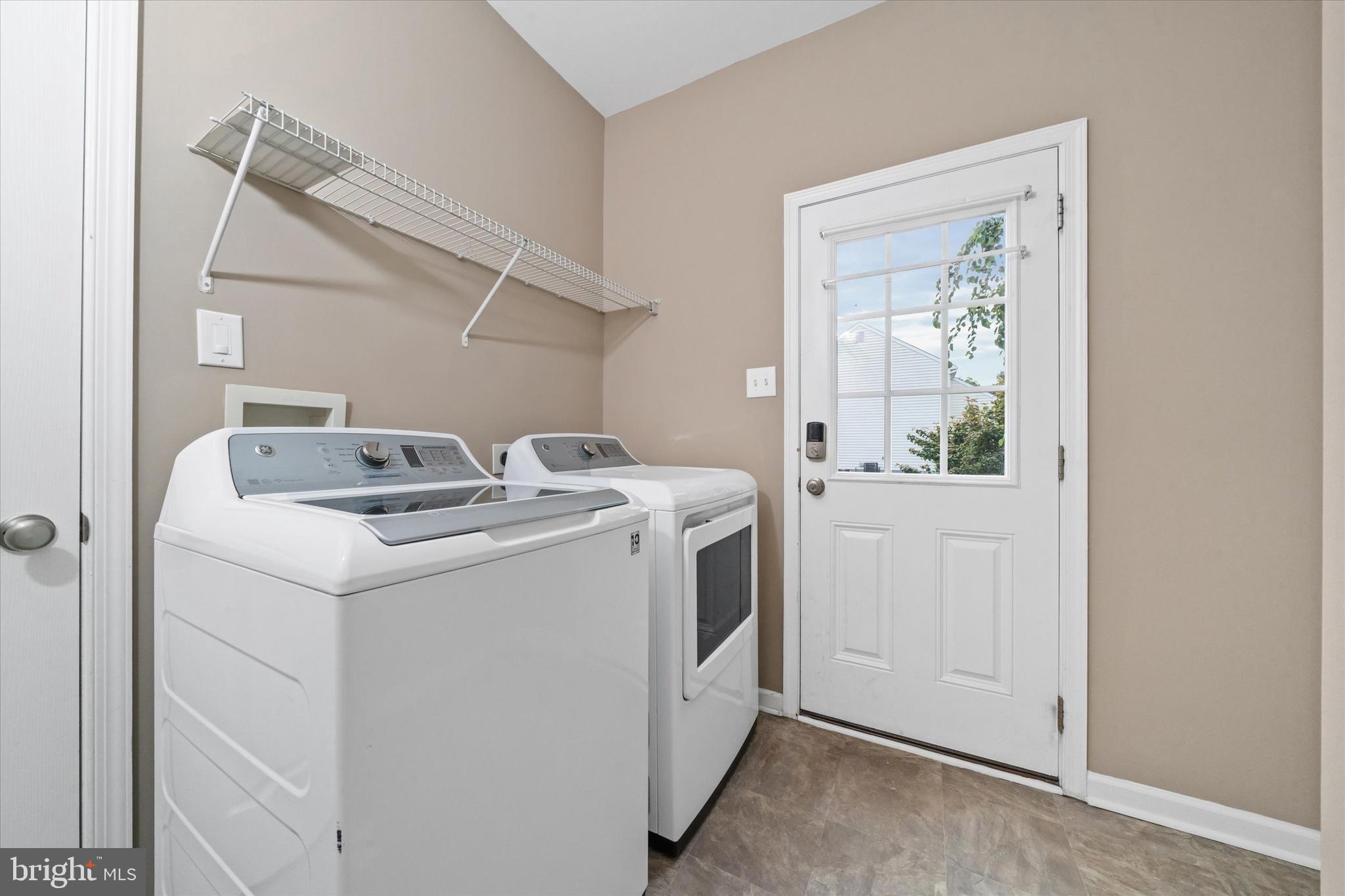 CENTURY OAK - Residential