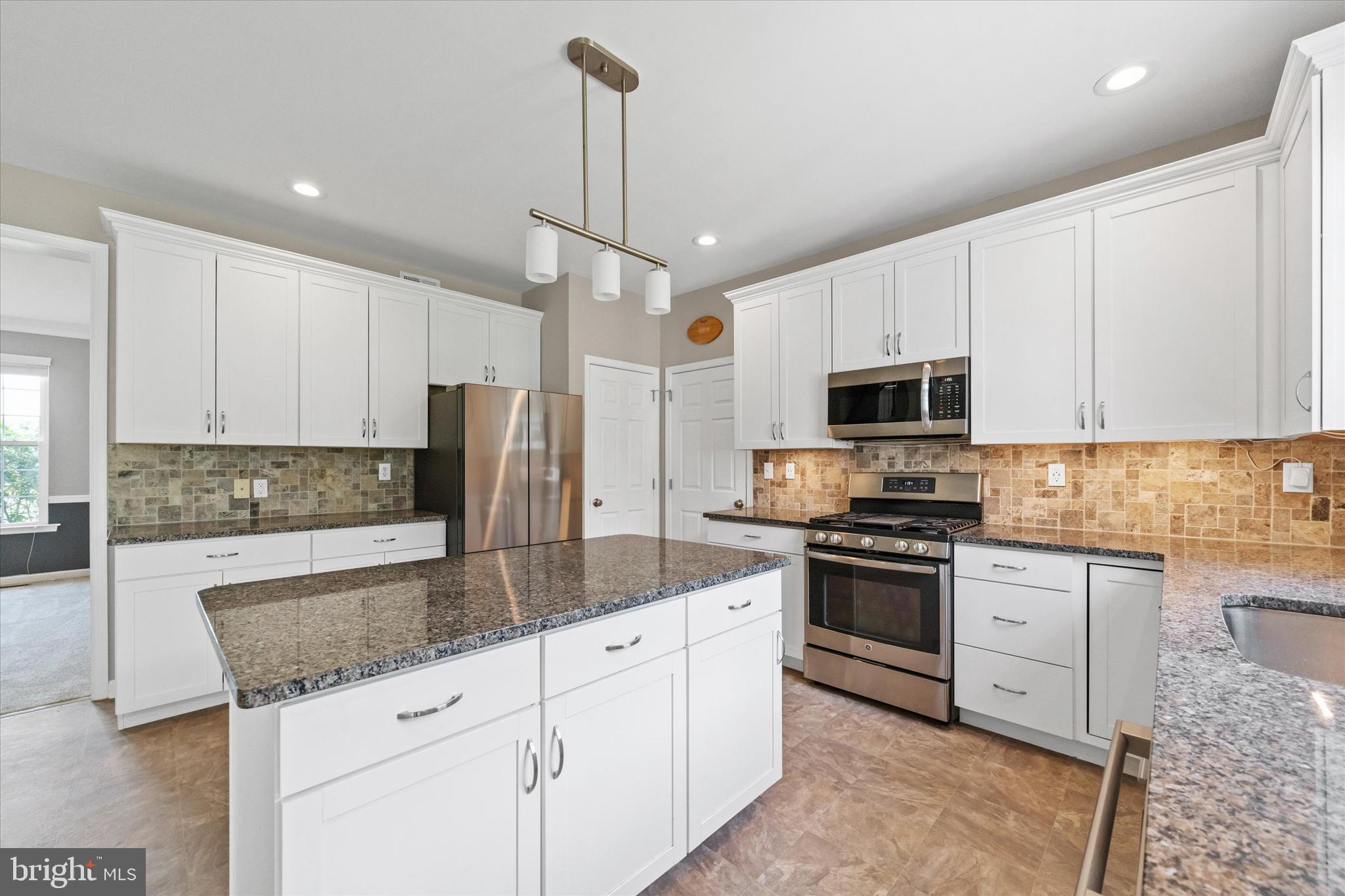 CENTURY OAK - Residential