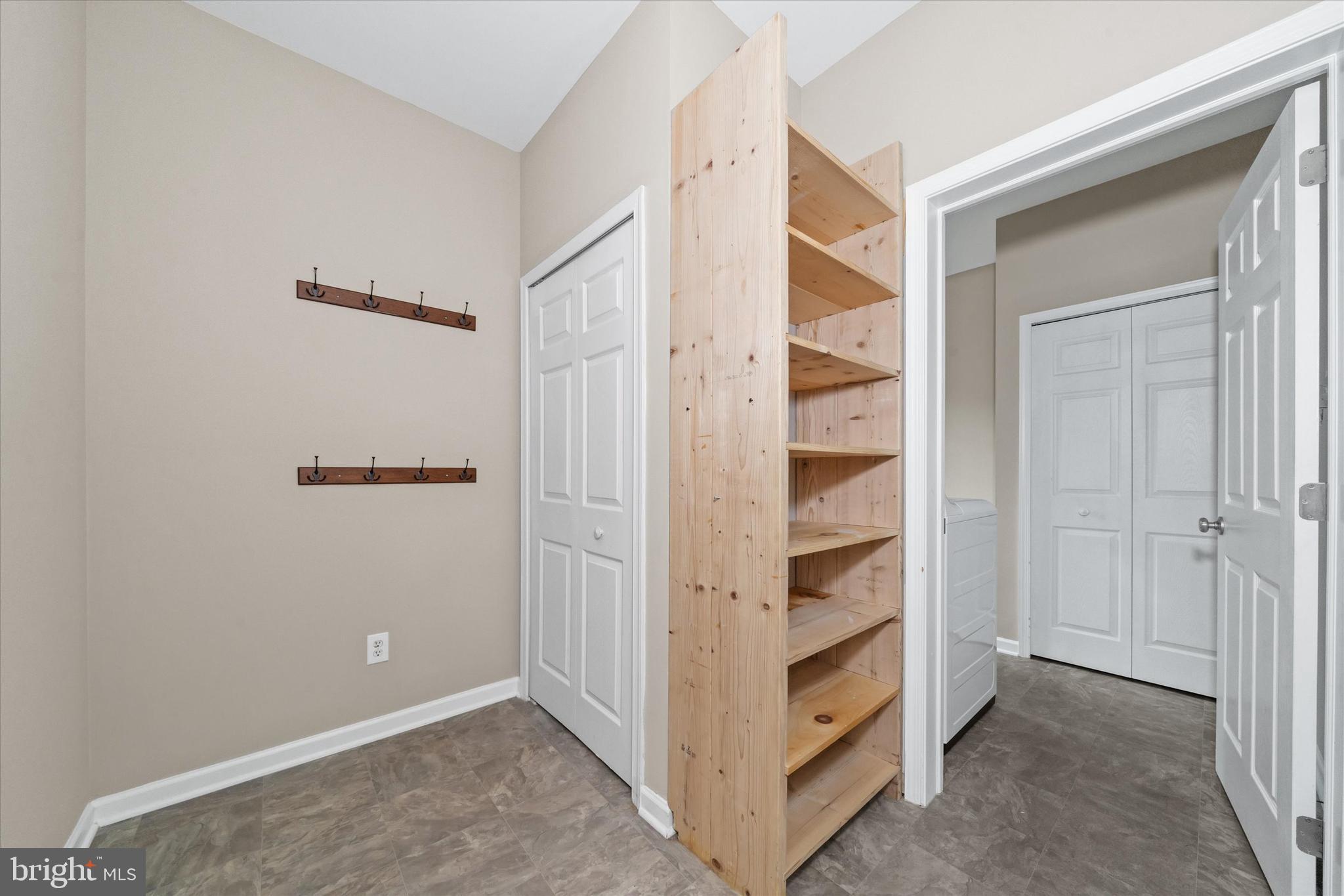 CENTURY OAK - Residential