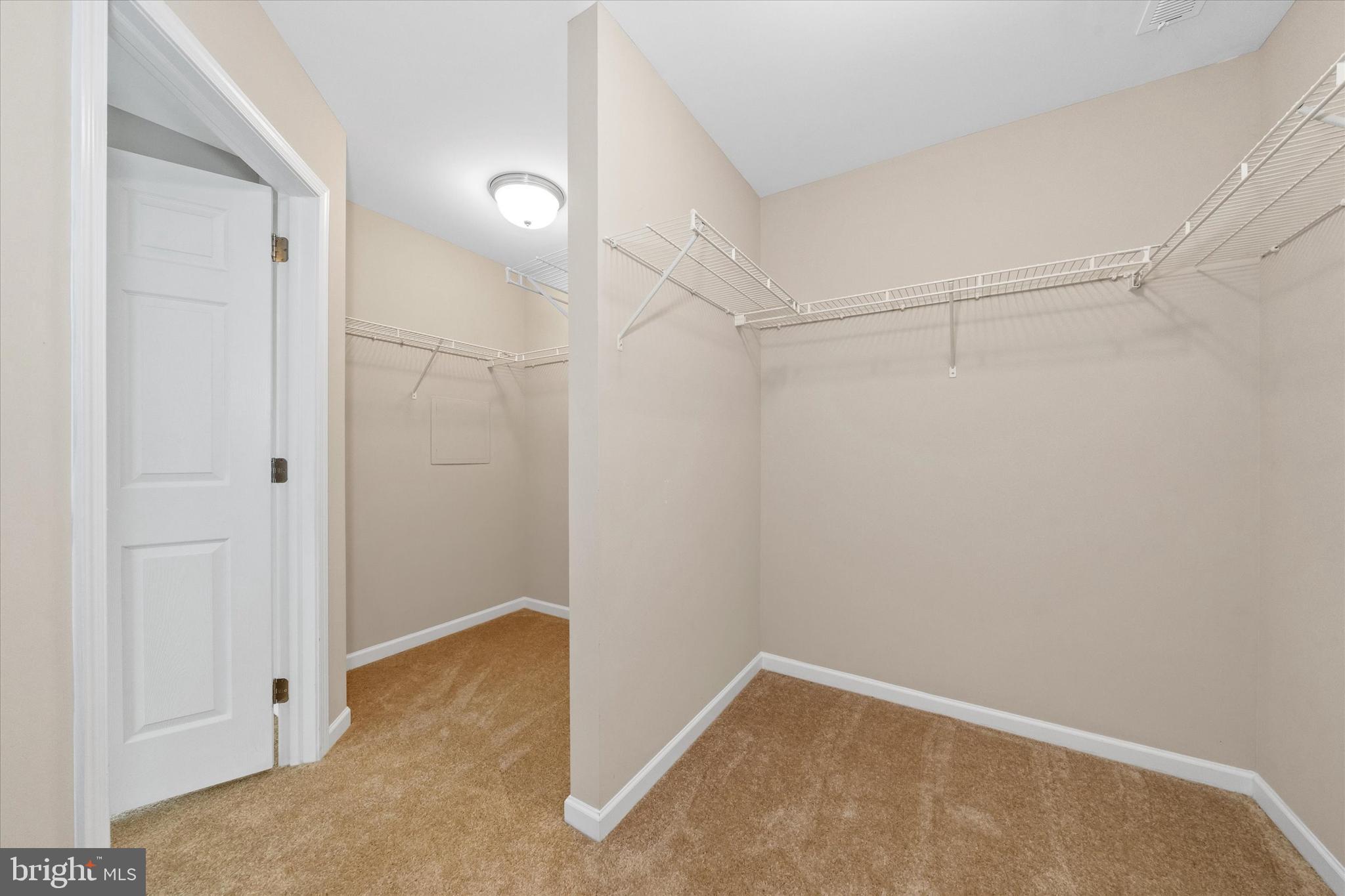 CENTURY OAK - Residential