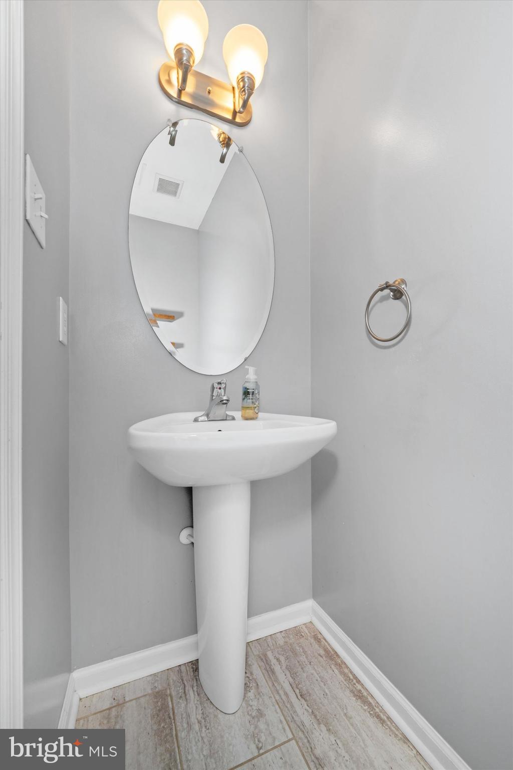 CENTURY OAK - Residential