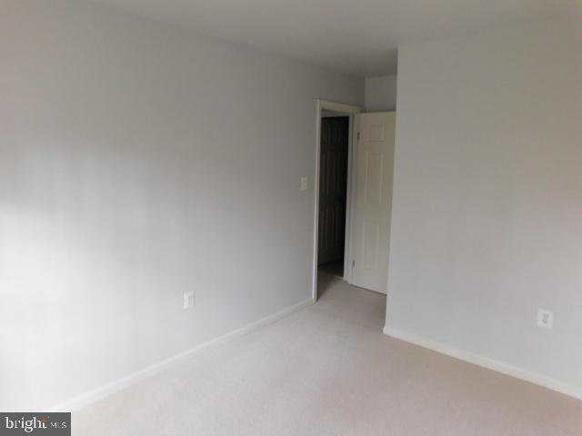 COLONY PARK - Residential Lease