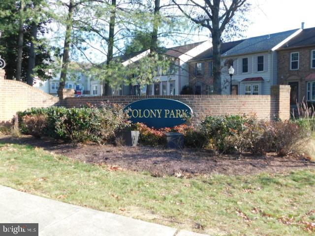 COLONY PARK - Residential Lease