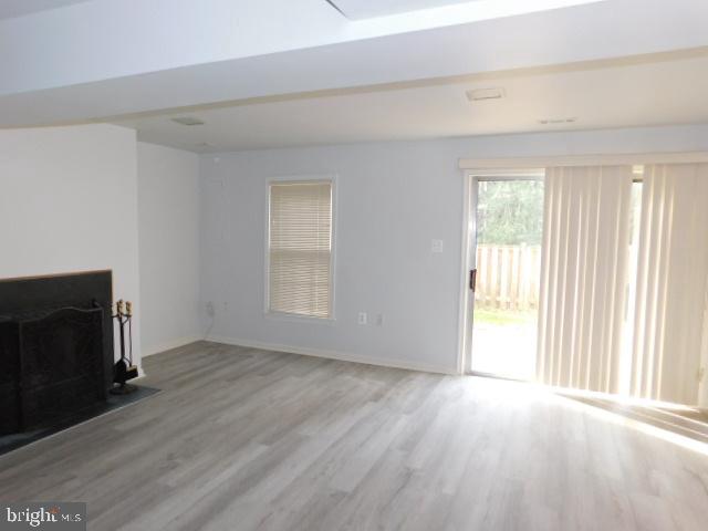 COLONY PARK - Residential Lease