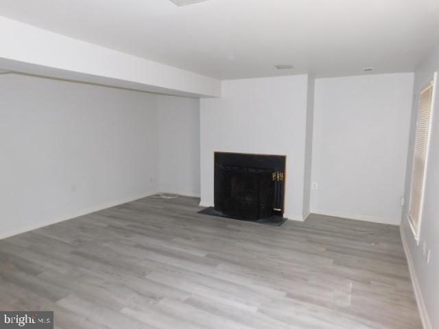 COLONY PARK - Residential Lease