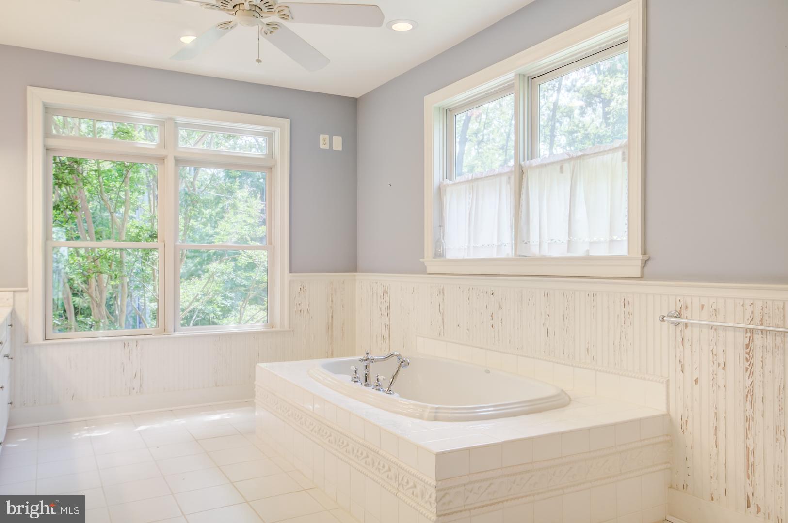 NORTH BEACH PARK - Residential