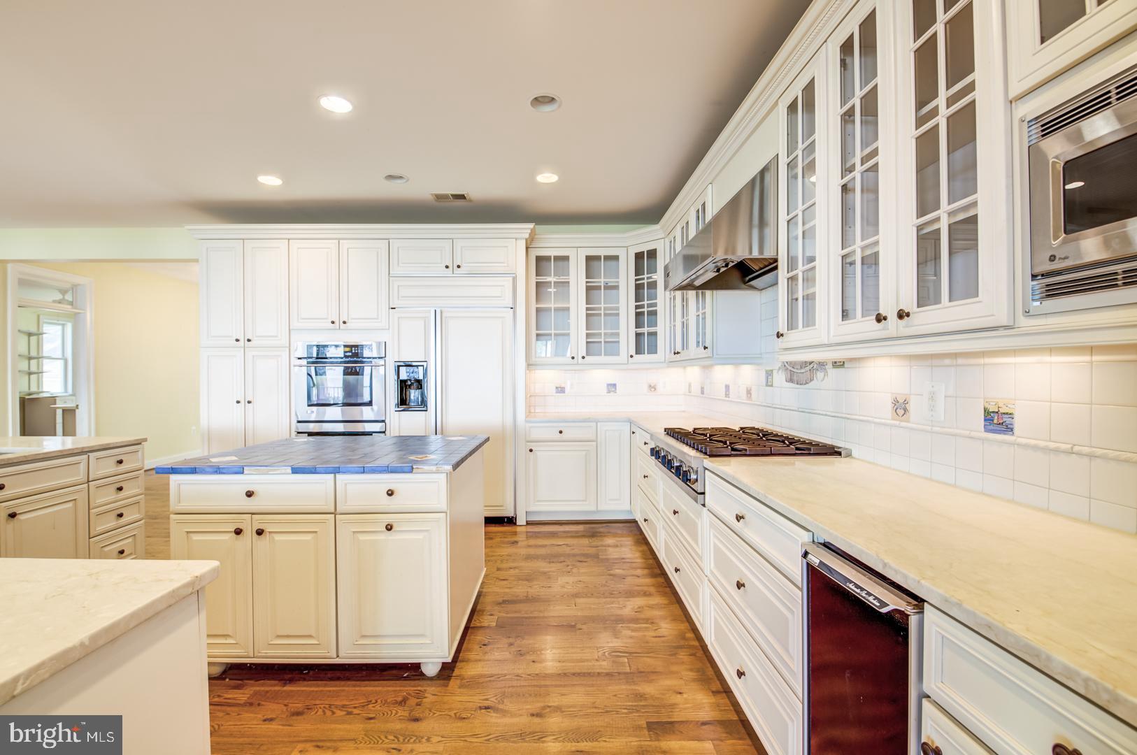 NORTH BEACH PARK - Residential