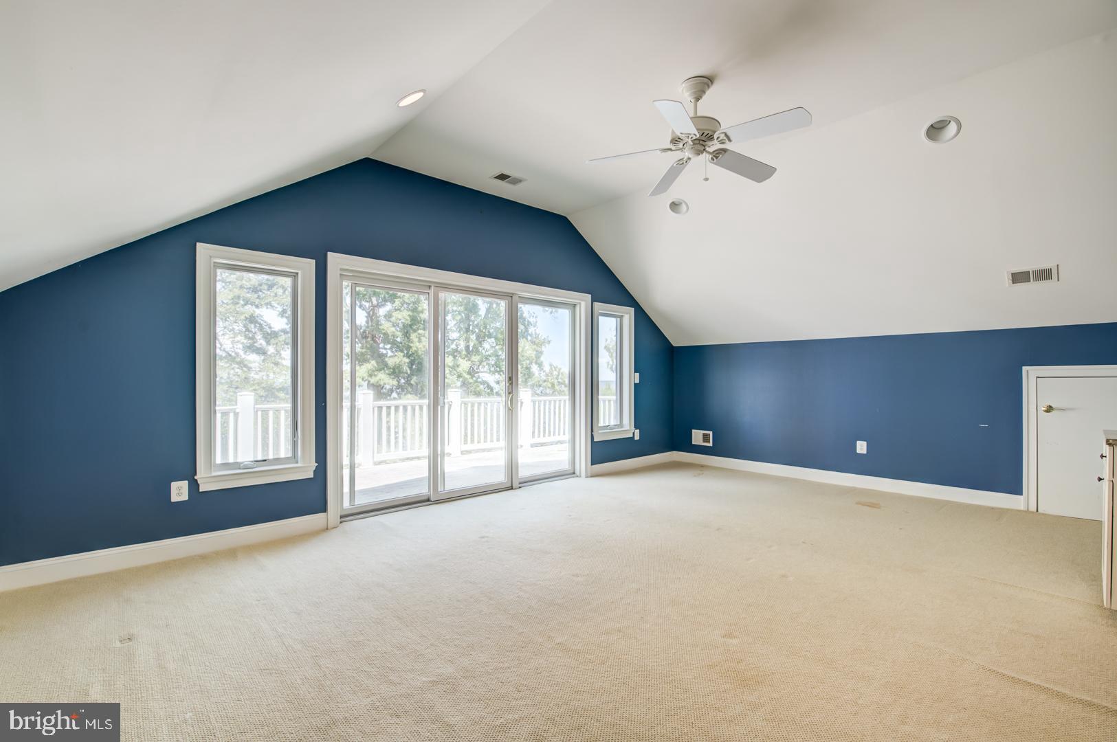 NORTH BEACH PARK - Residential