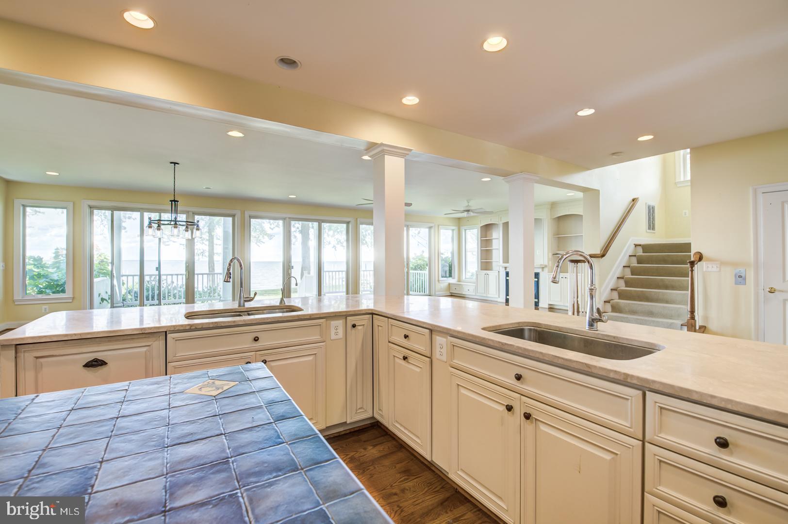 NORTH BEACH PARK - Residential