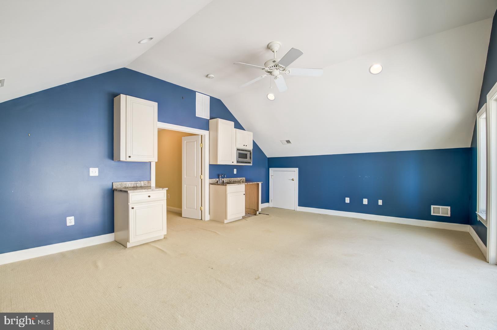 NORTH BEACH PARK - Residential