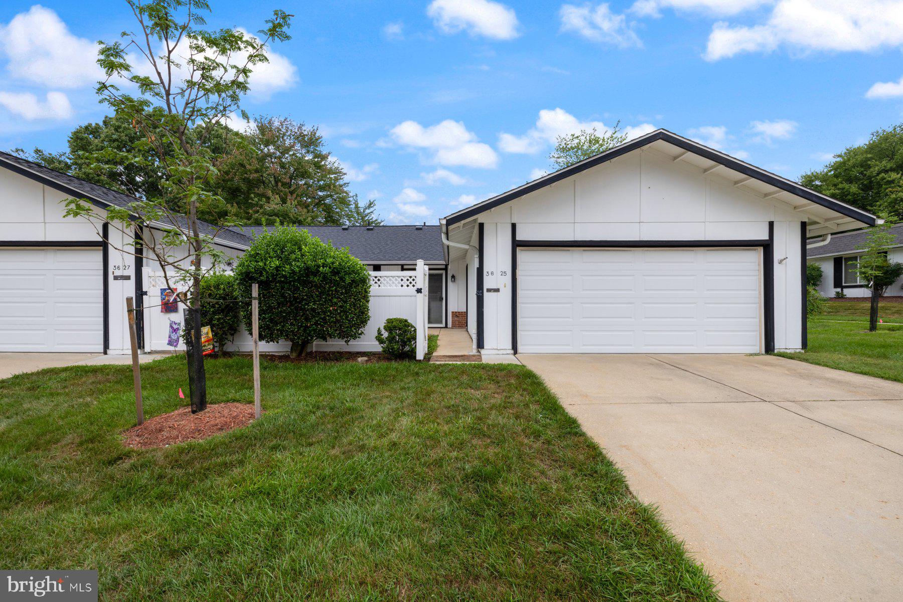 3625 CHORLEY WOODS WAY 8-B