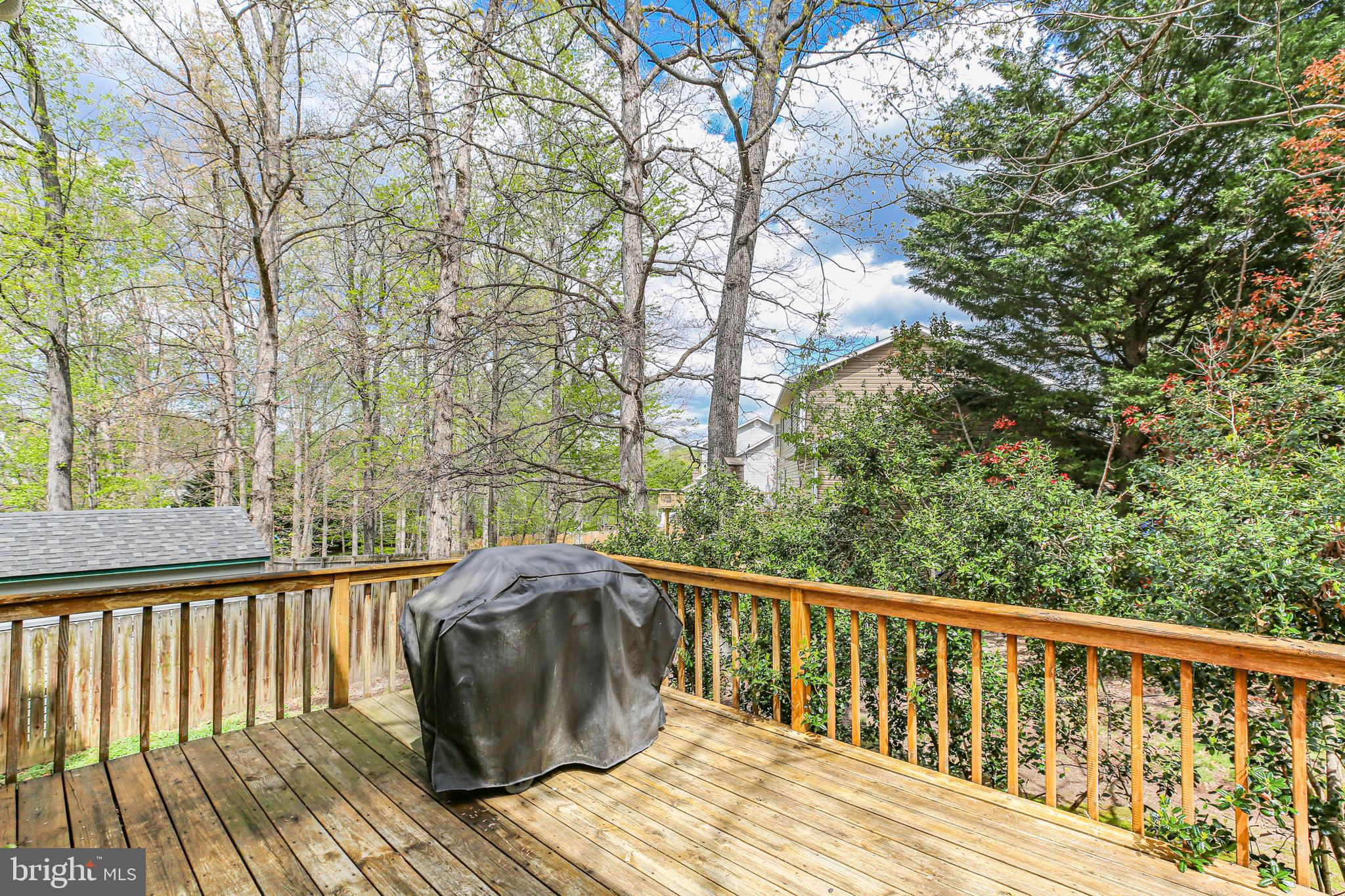 ENCHANTED WOODS - Residential