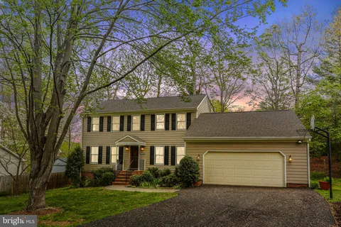 11509 Bend Bow Drive, Fredericksburg, VA MLS: VASP2032120