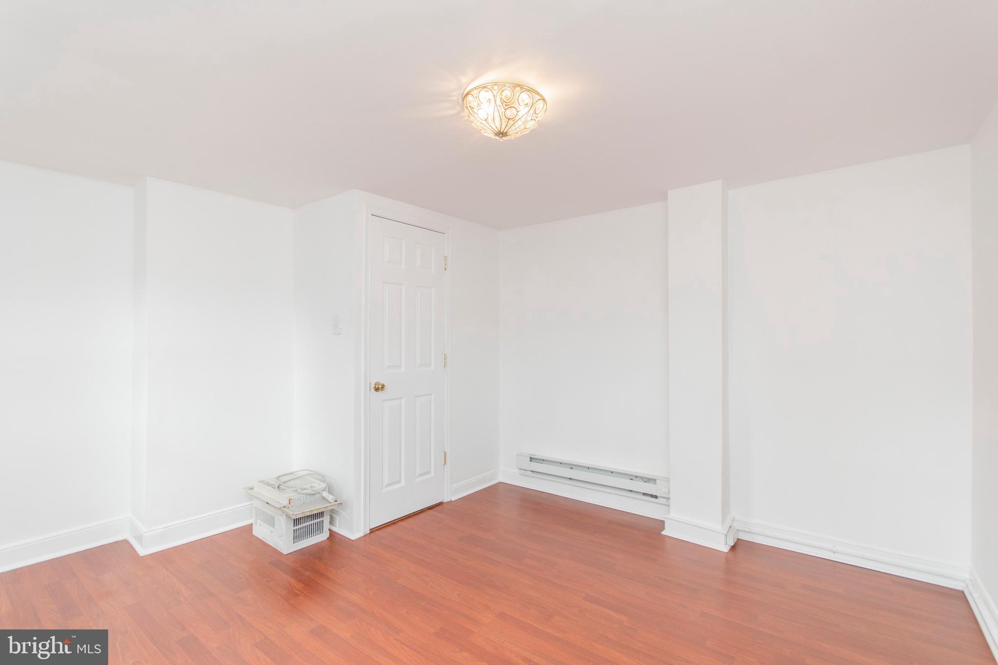 DICKINSON NARROWS - Residential