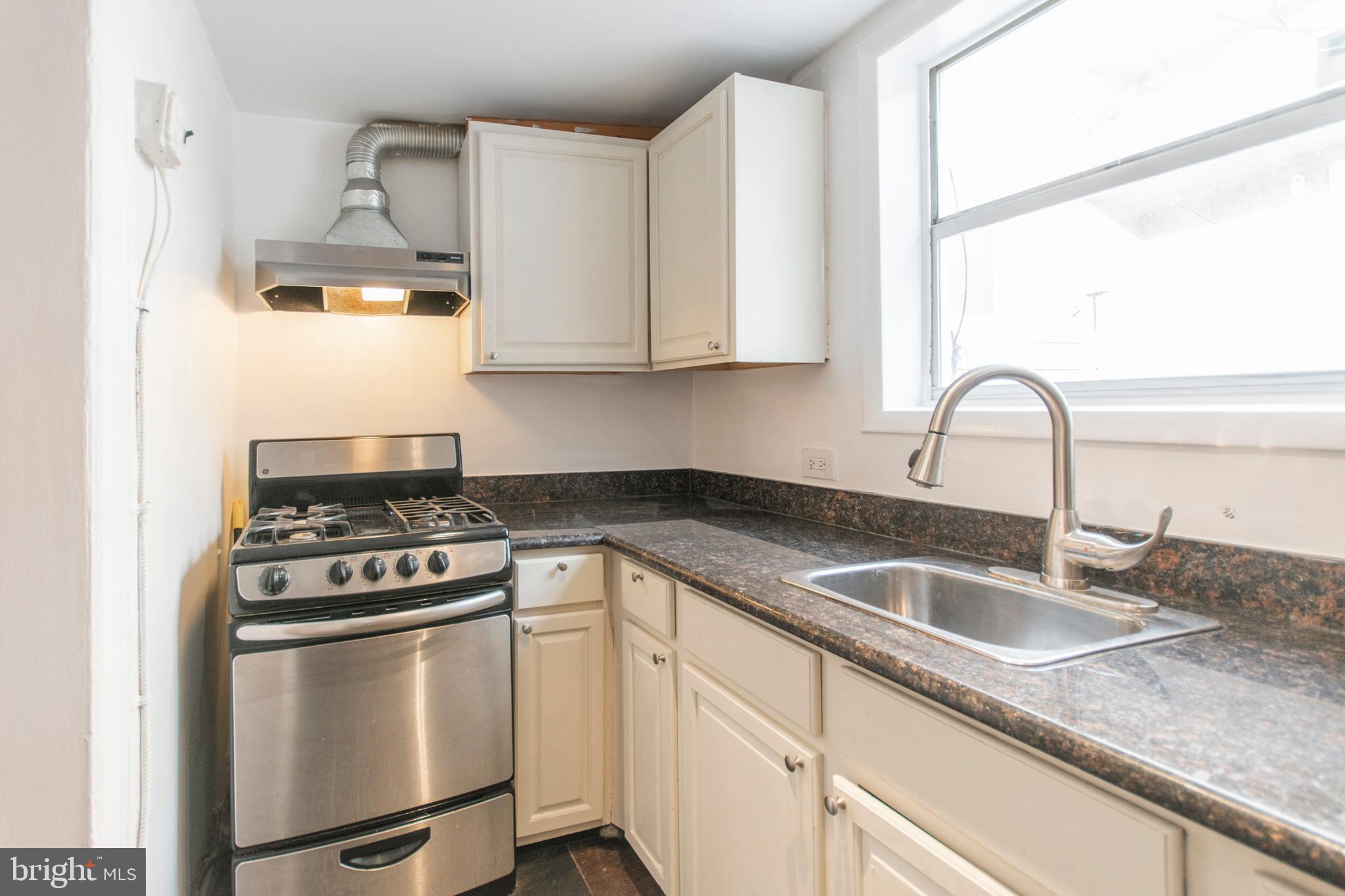 DICKINSON NARROWS - Residential